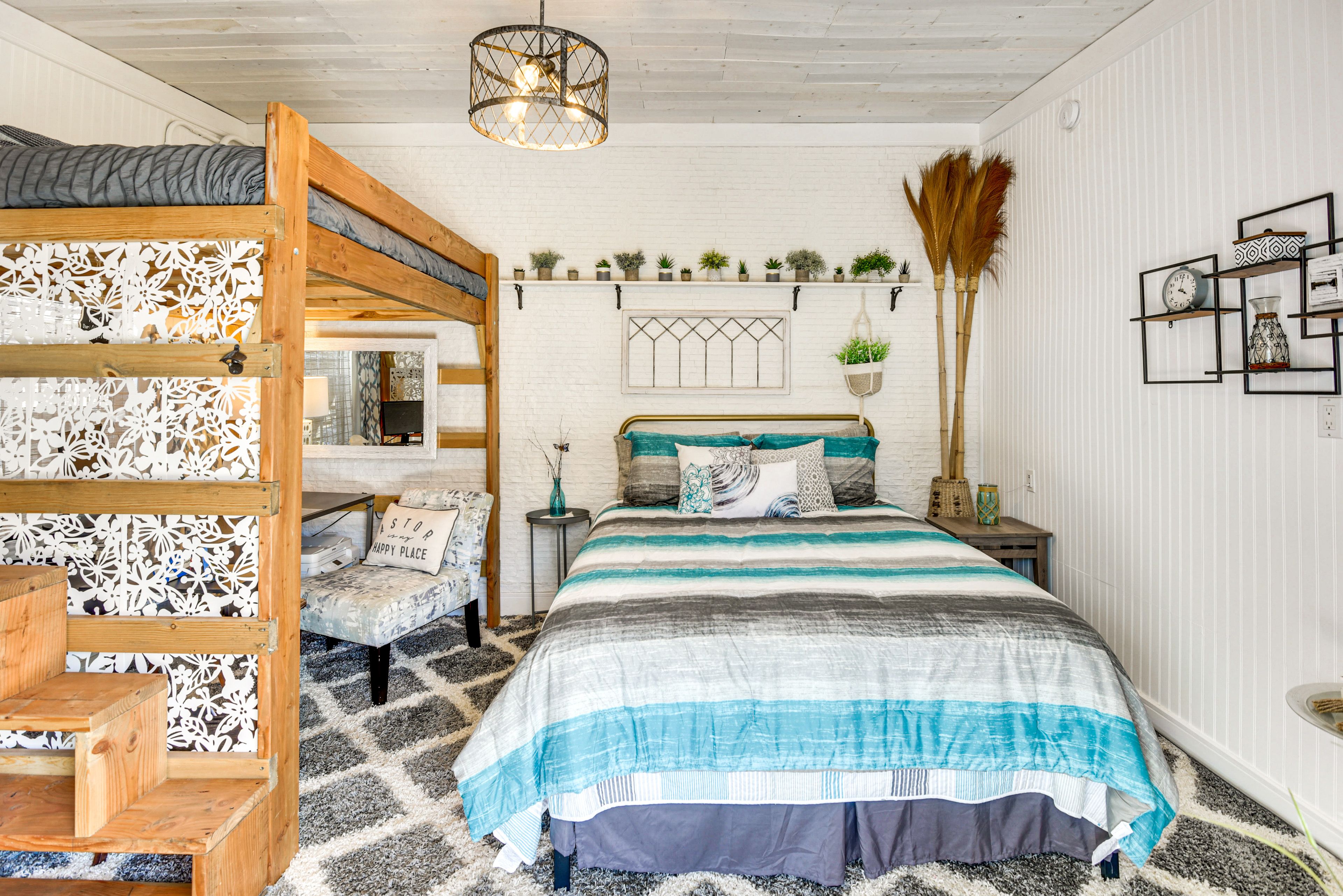Bedroom 3 | Queen Bed | Lofted Twin Bed | Smart TV | Desk Workspace