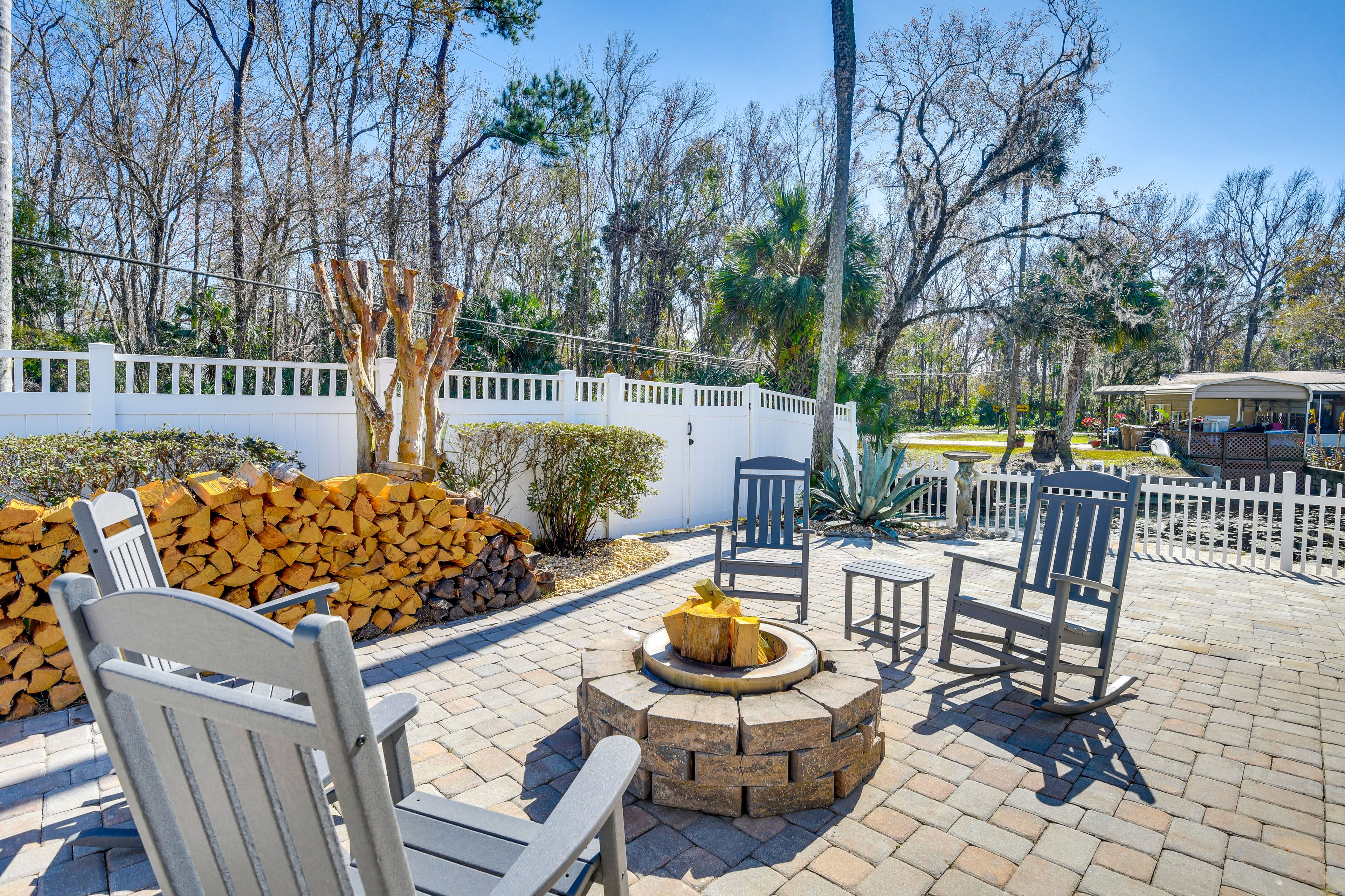 Patio | Fire Pit