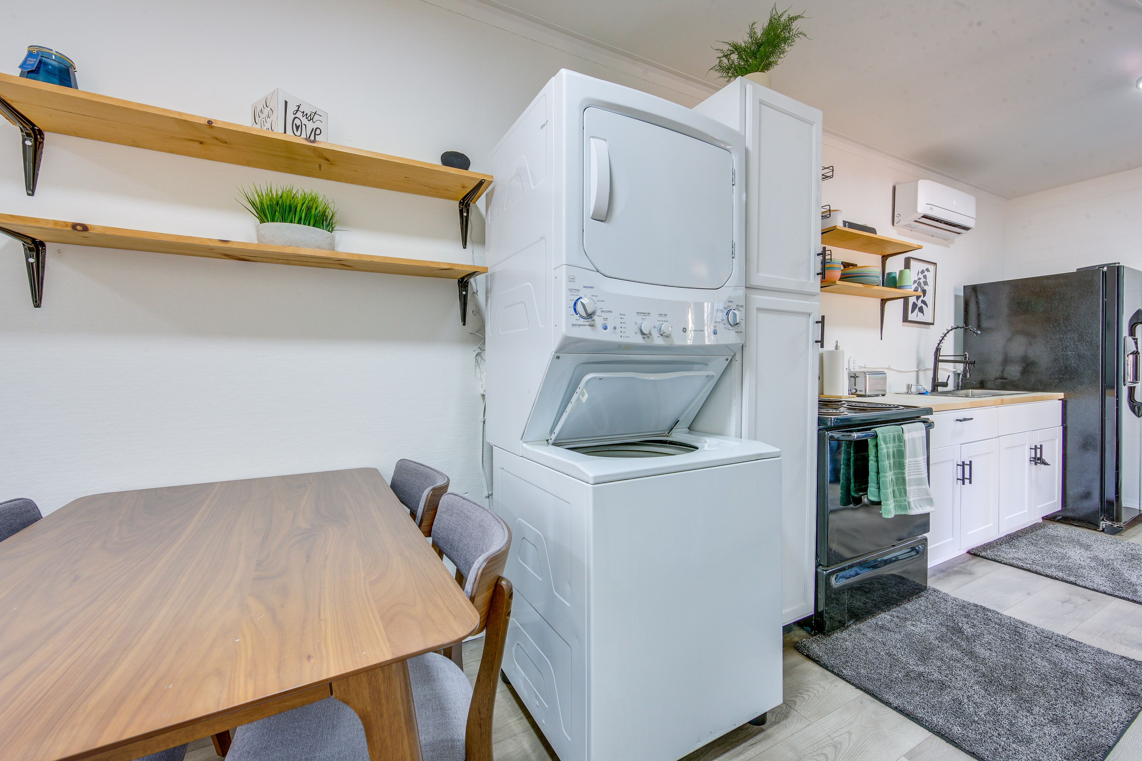 Washer & Dryer