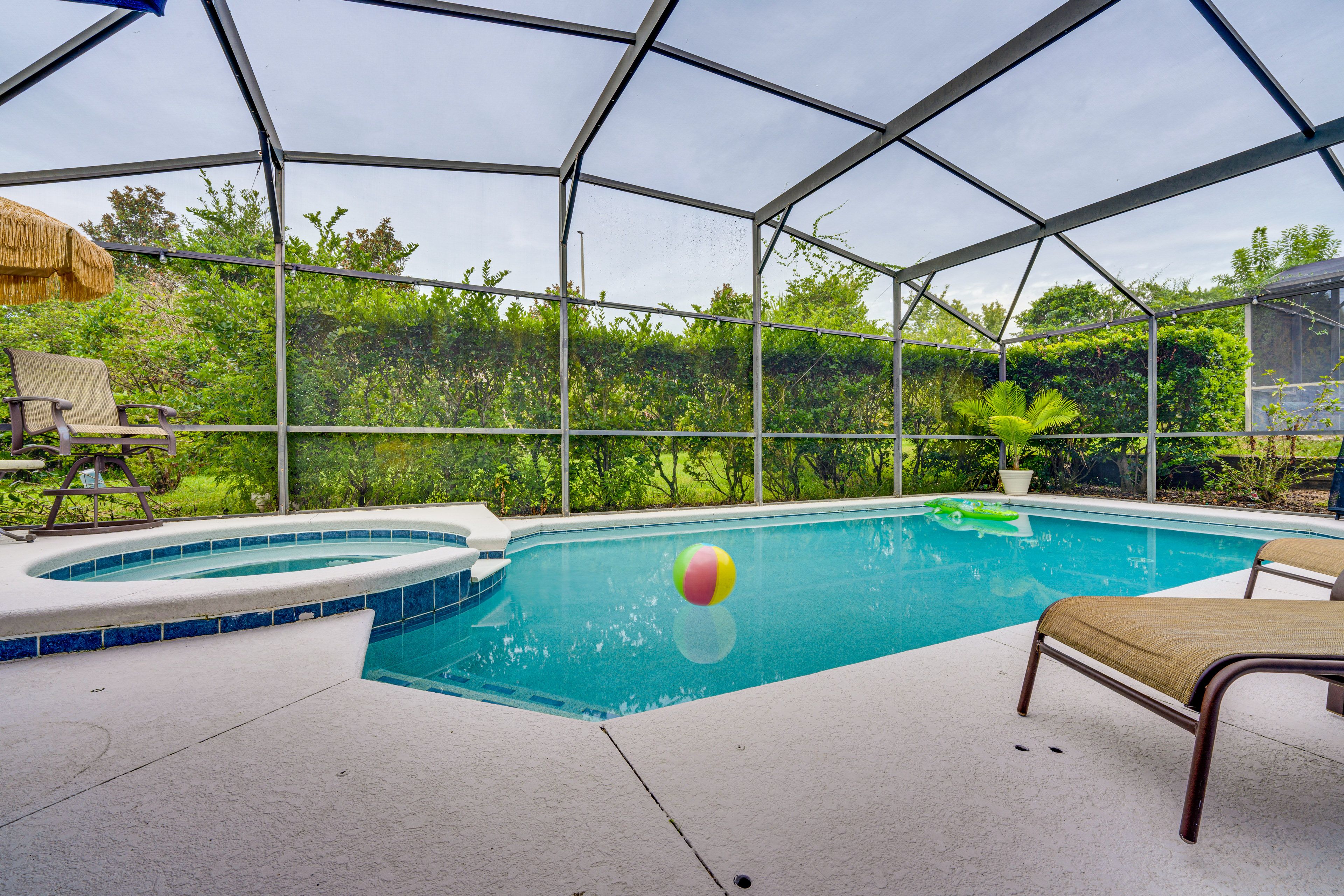 Private Pool & Spa (Heated w/ Fee)