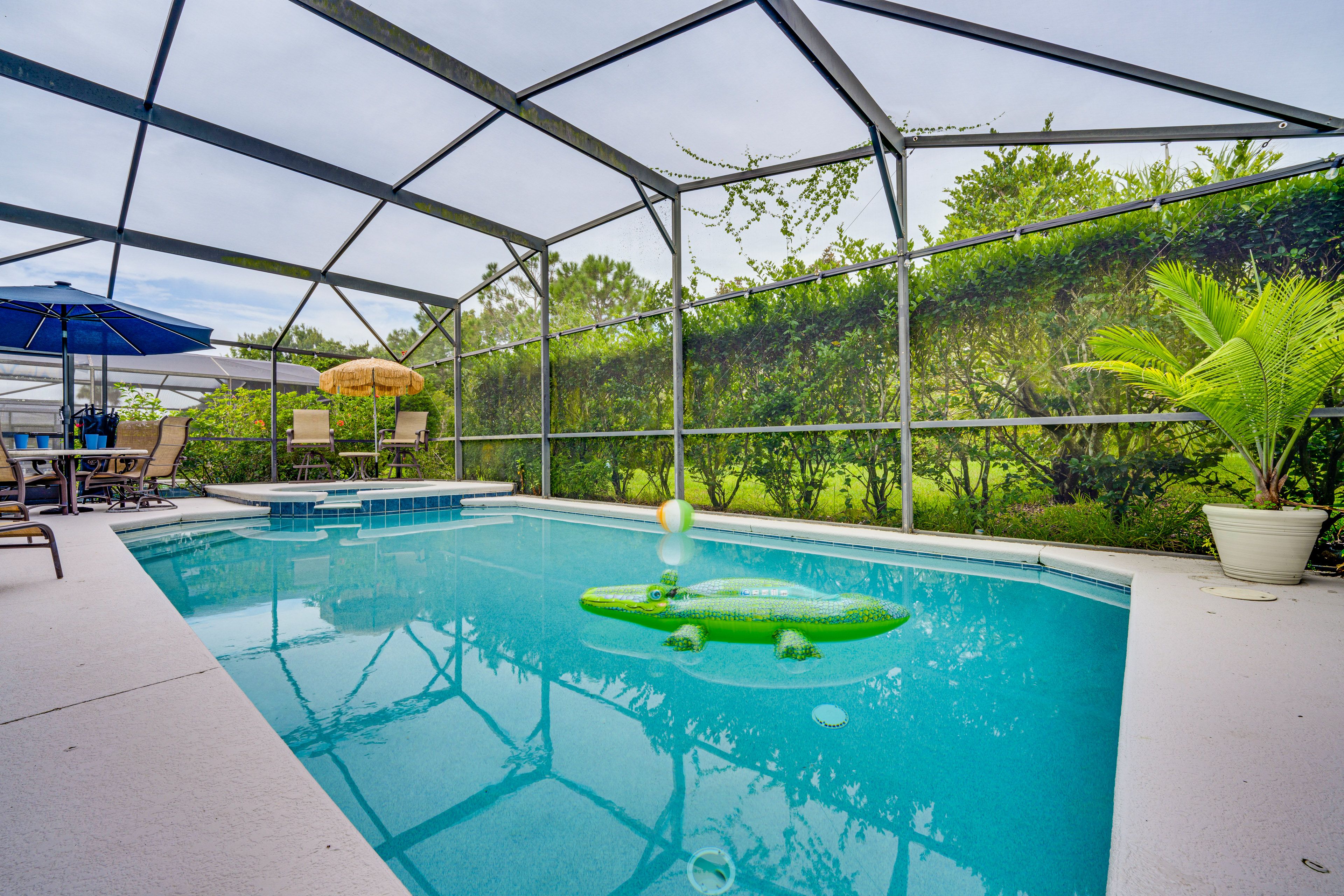 Screened Lanai | Private Pool | Pool Toys | Dining Area