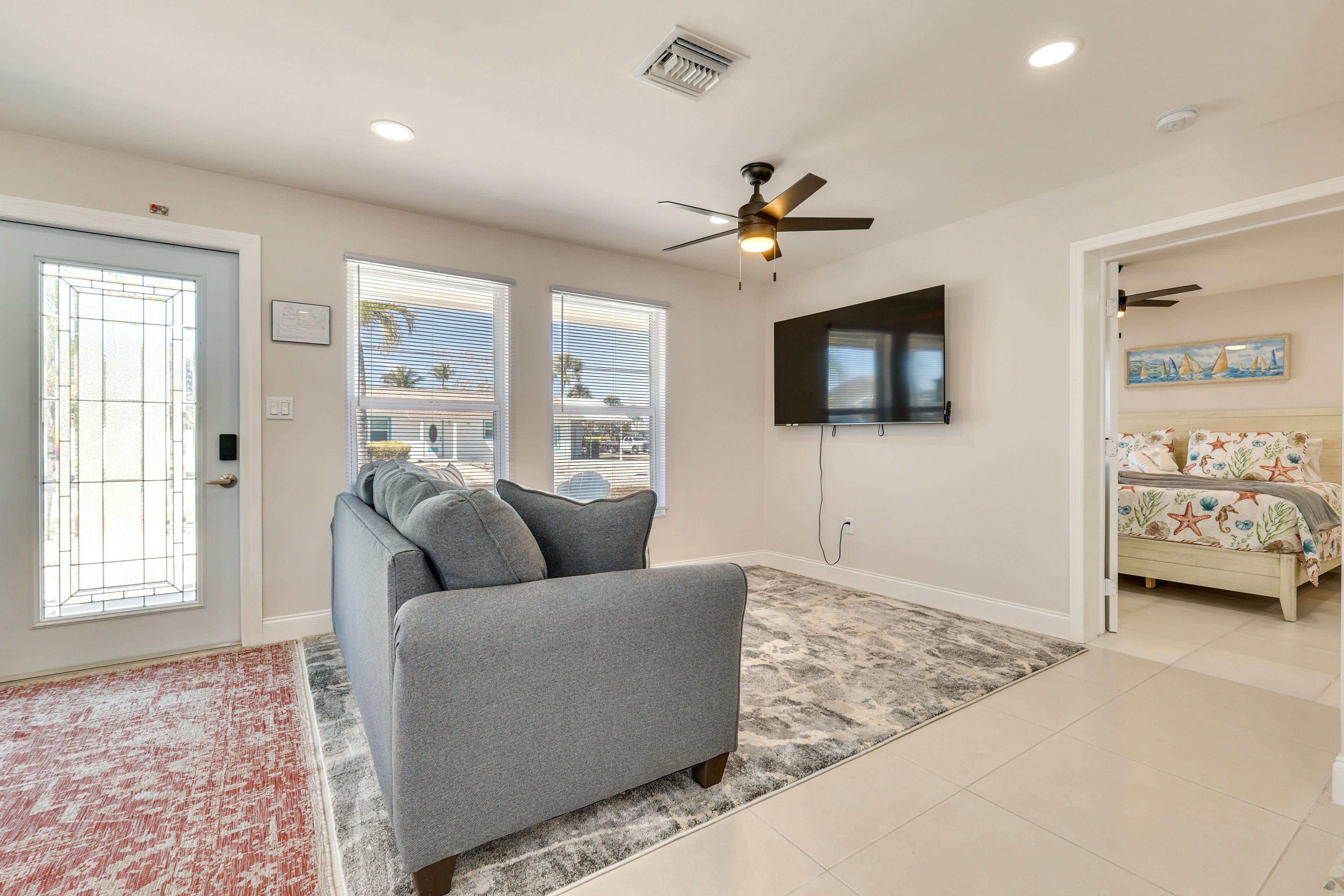 Living Room | Queen Sleeper Sofa | Smart TV