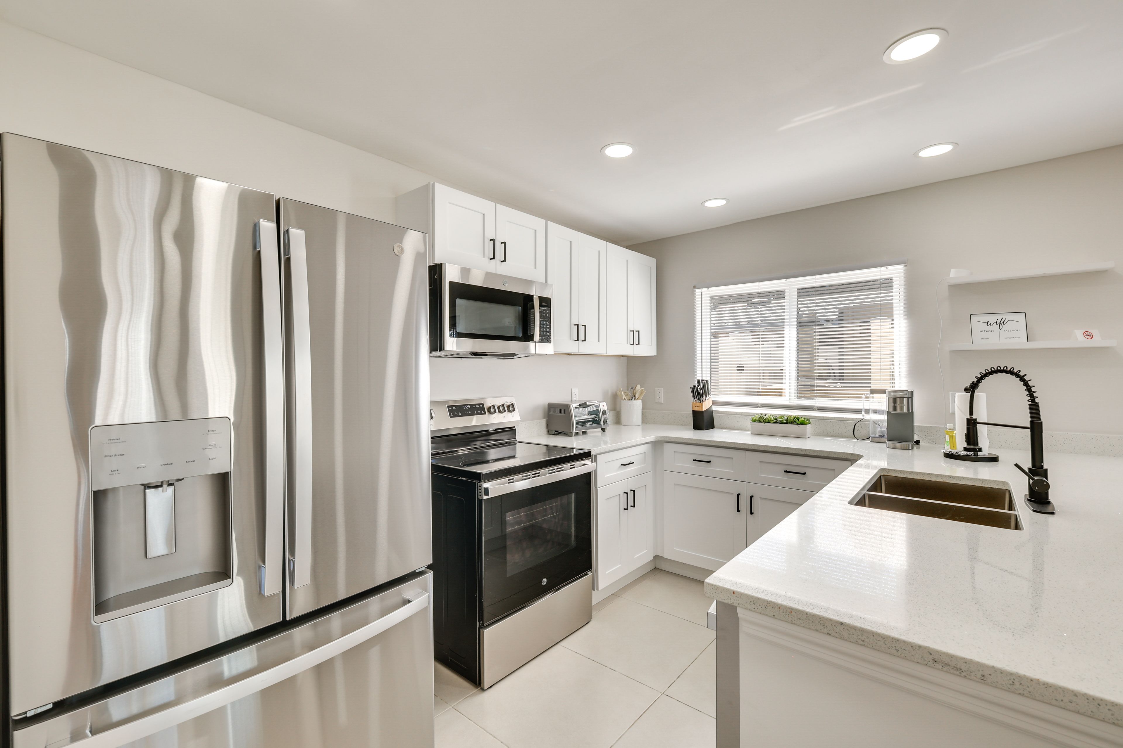 Interior | Central Heating & A/C | Free WiFi