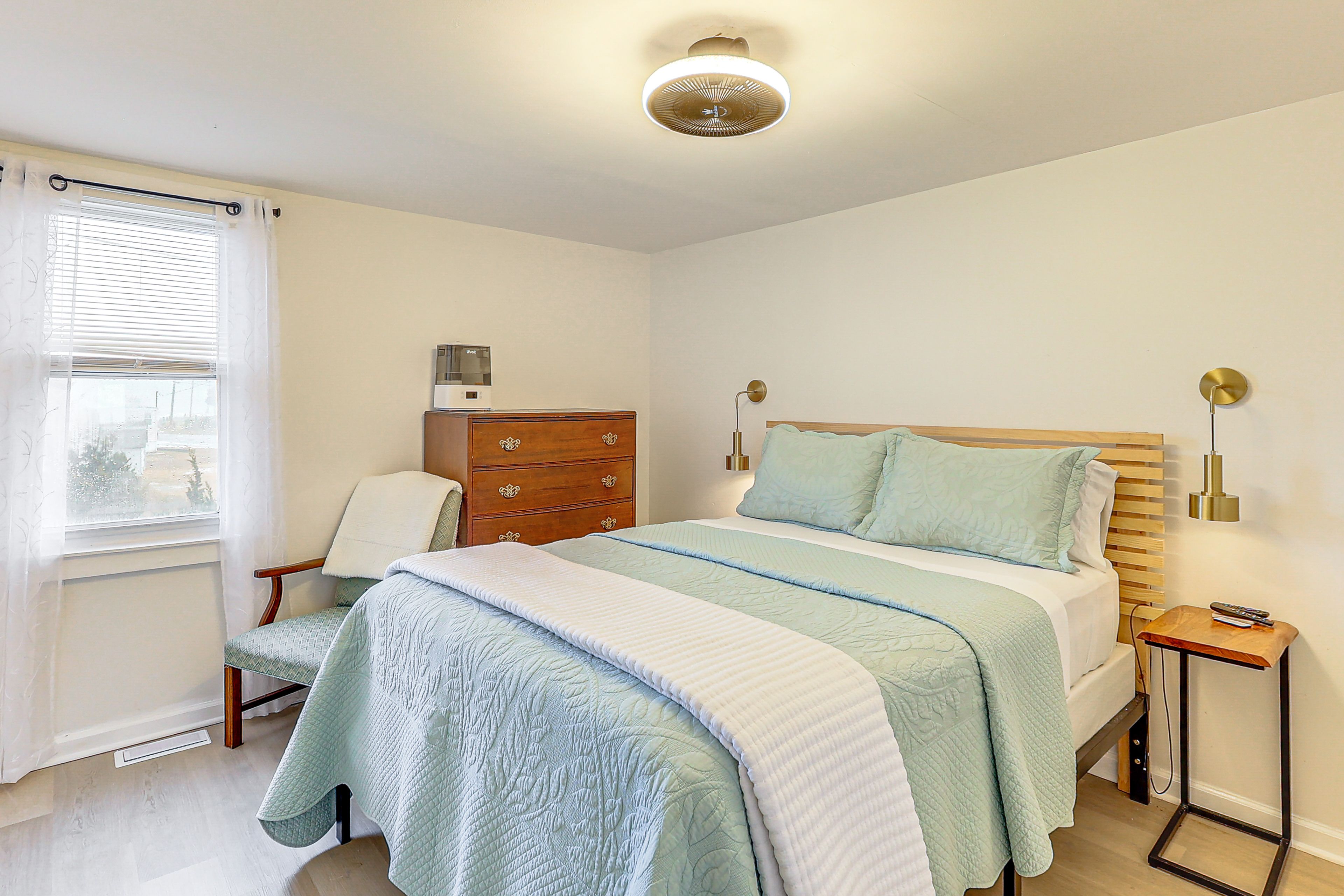 Bedroom 1 | Queen Bed | Linens Provided | Smart TV