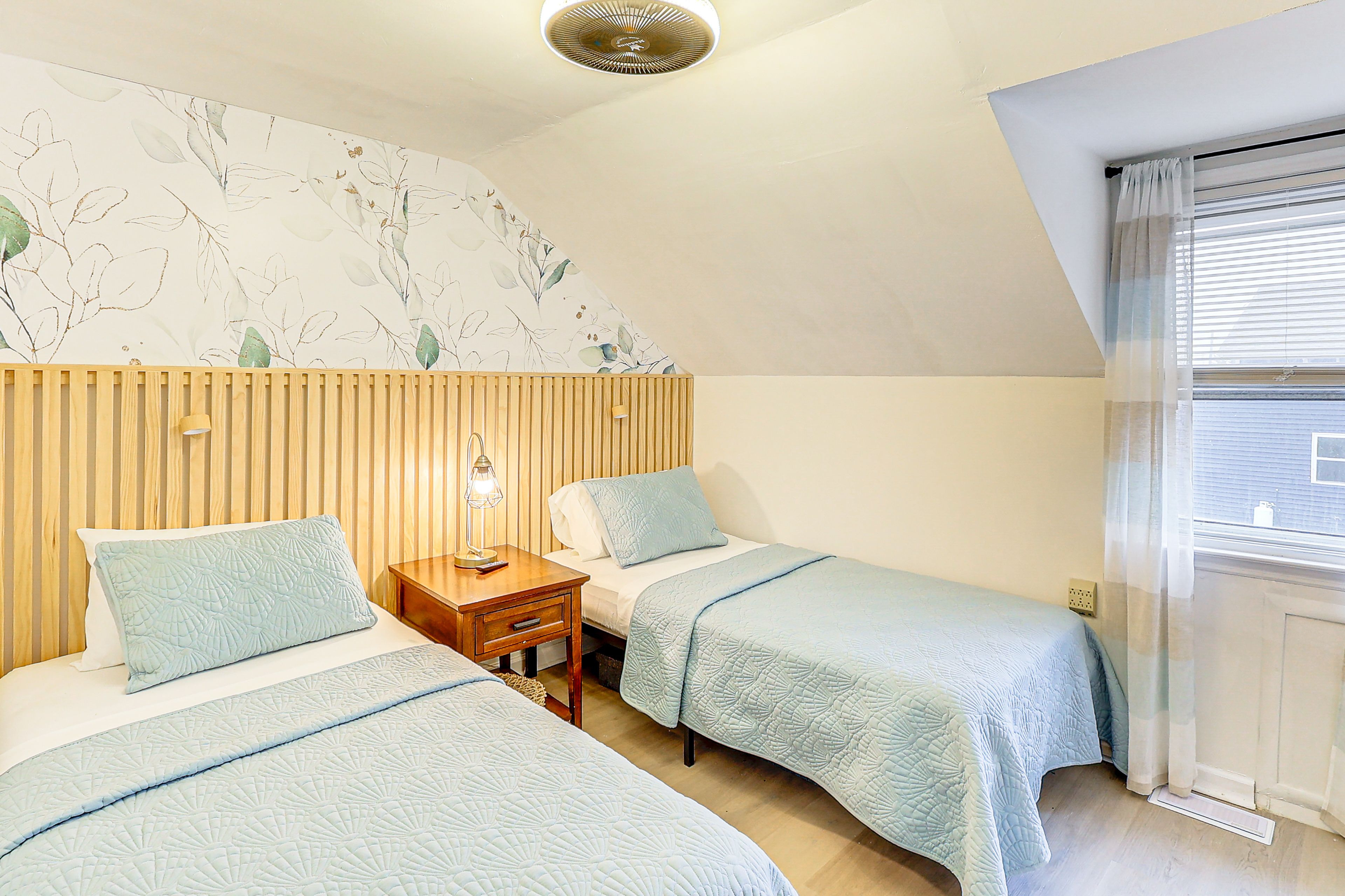 Bedroom 4 | 2 Twin Beds