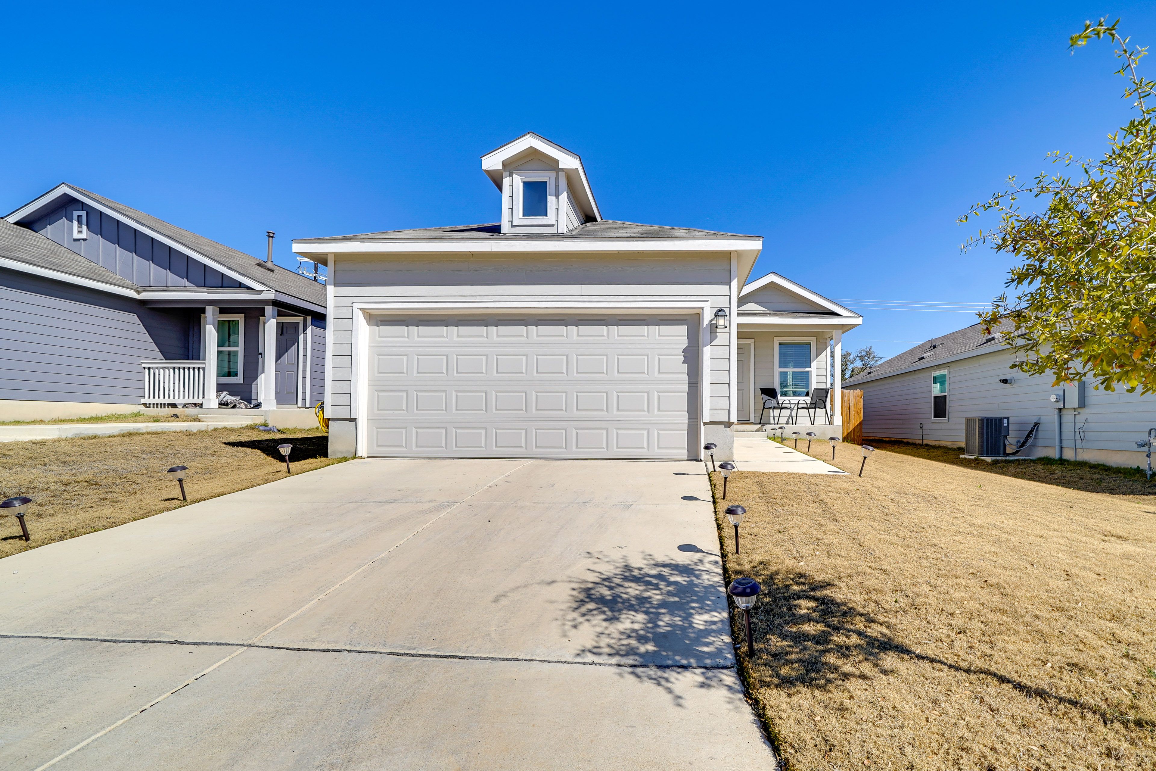 Property Exterior | Single-Story Home | Fenced Backyard