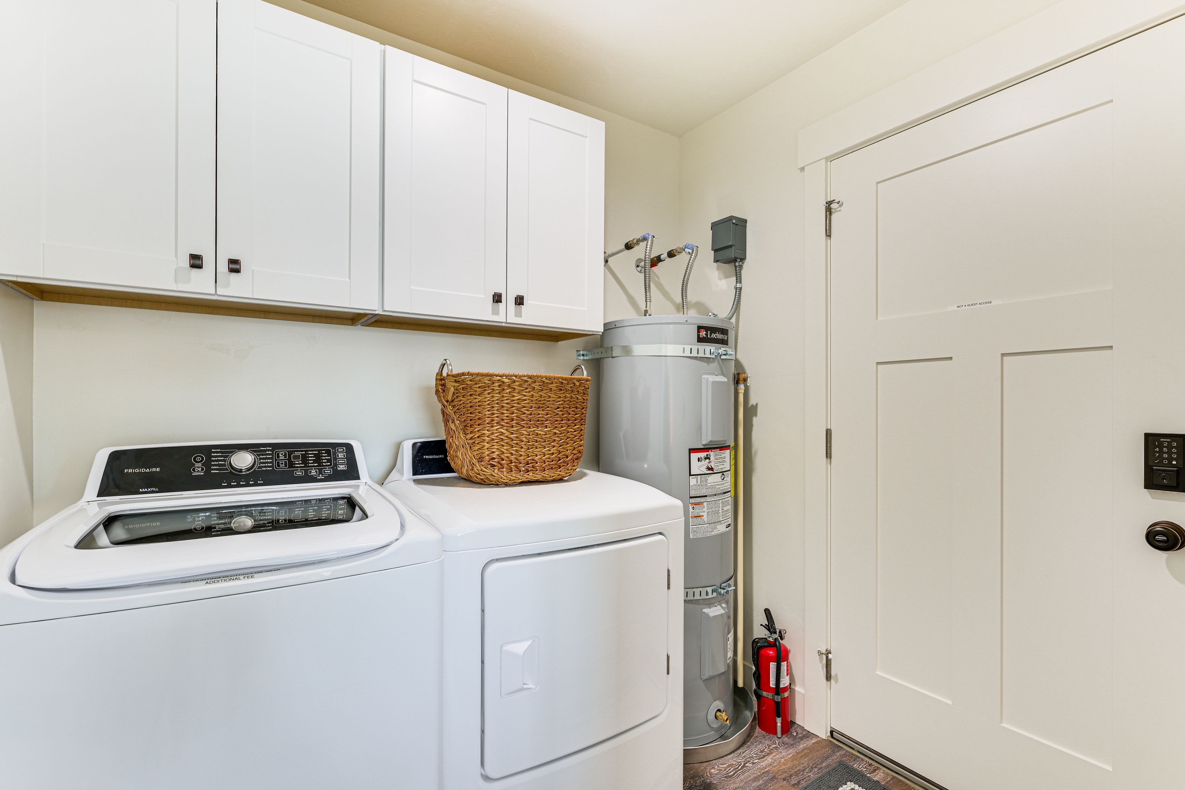 Washer & Dryer