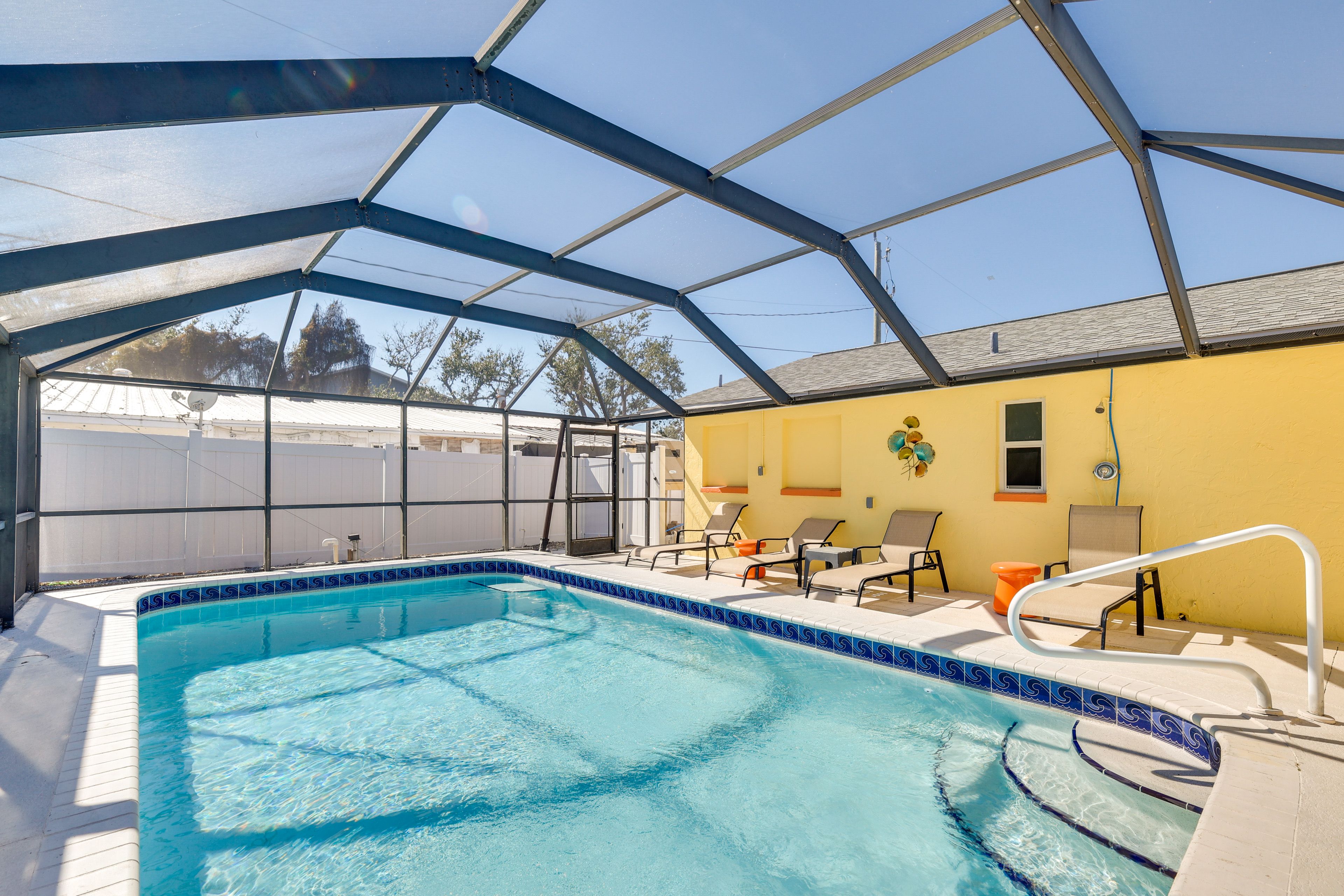 Screened Lanai | Outdoor Pool | Lounge Chairs