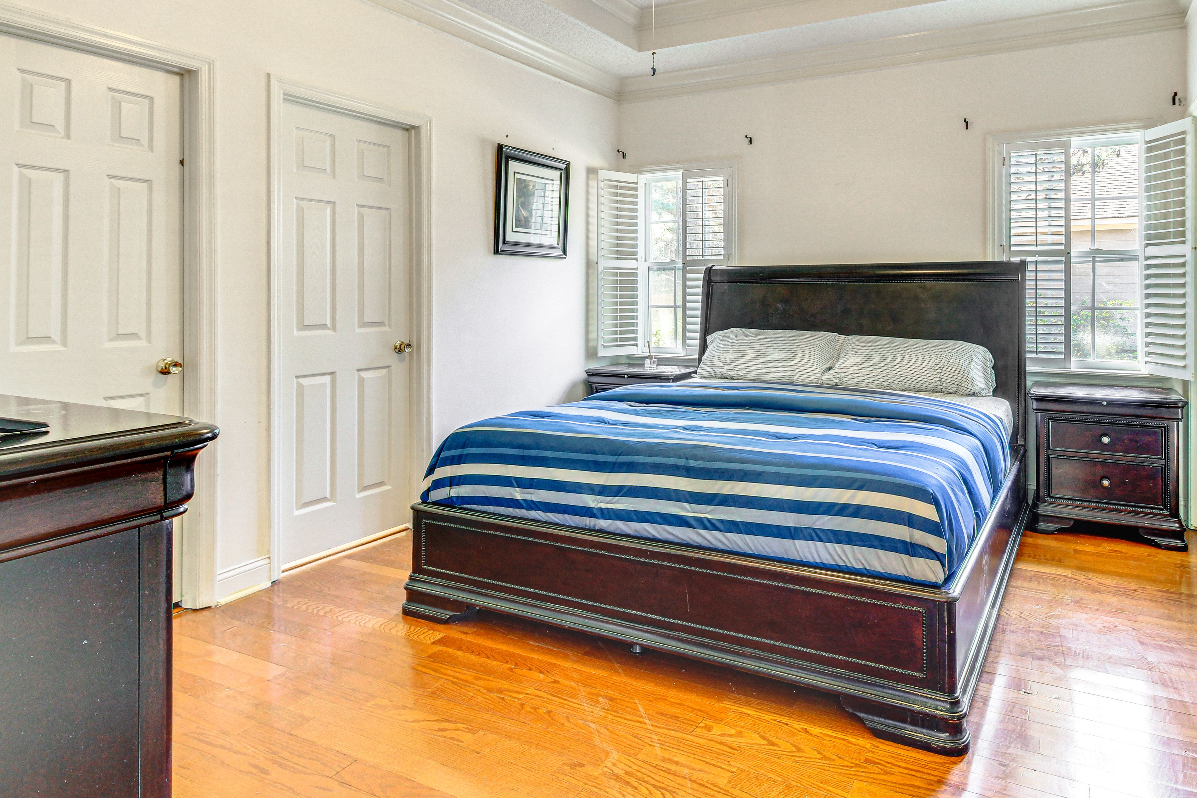 Bedroom 1 | King Bed