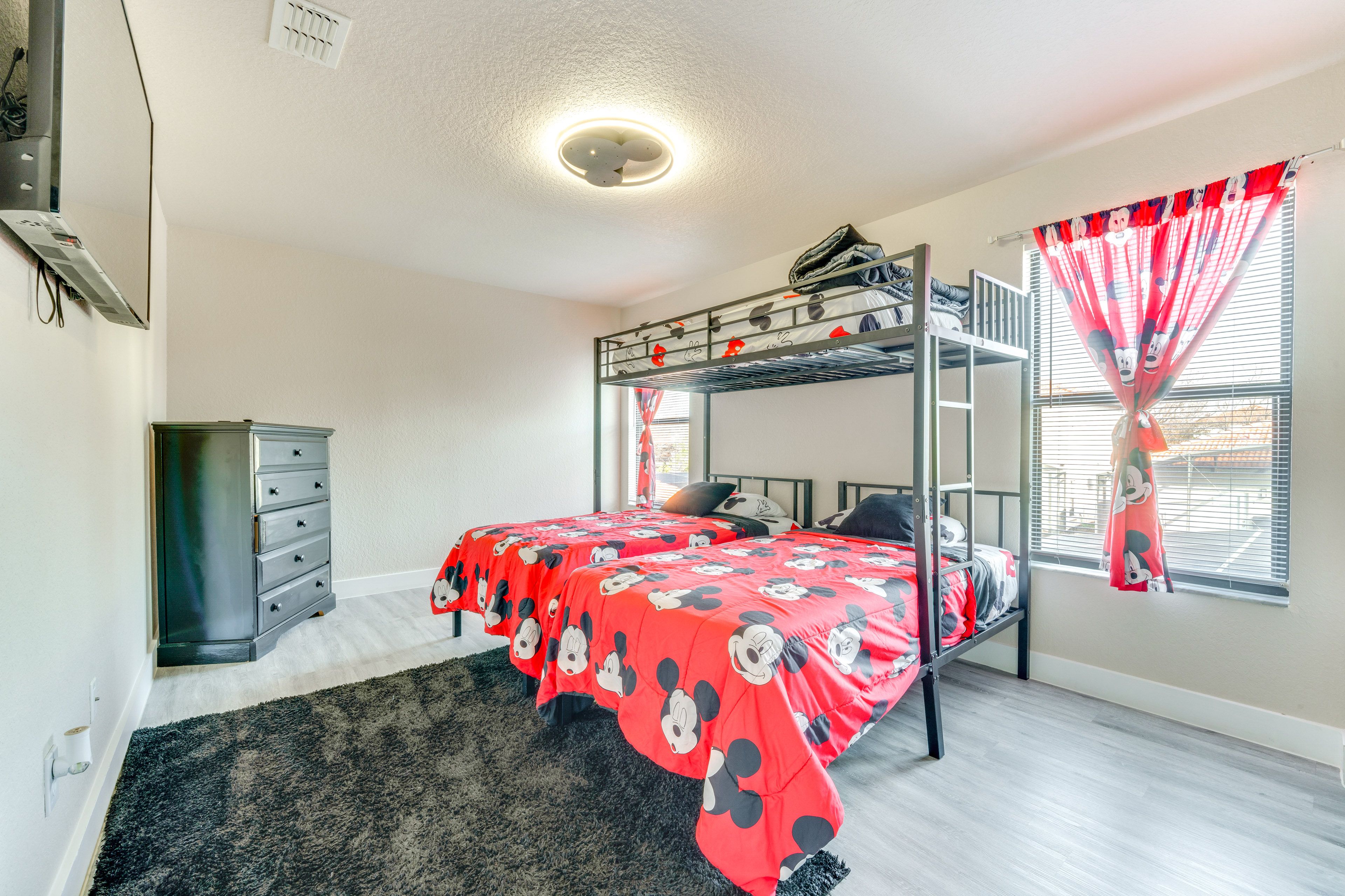 Bedroom 4 | 2nd Floor | Lofted Twin Bed | 2 Twin Beds