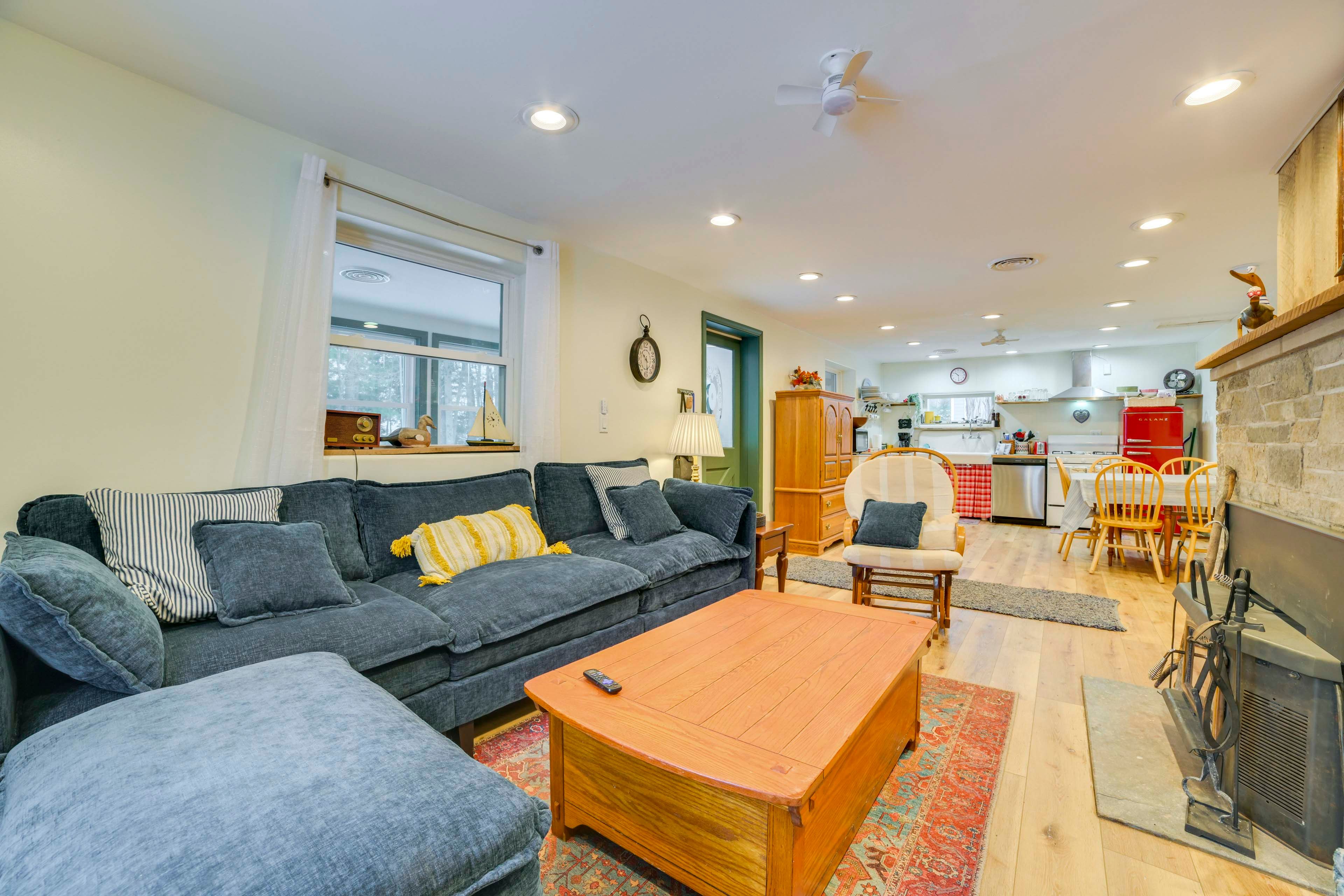 Cheboygan Vacation Rental | 2BR | 1BA | 850 Sq Ft | Steps Required