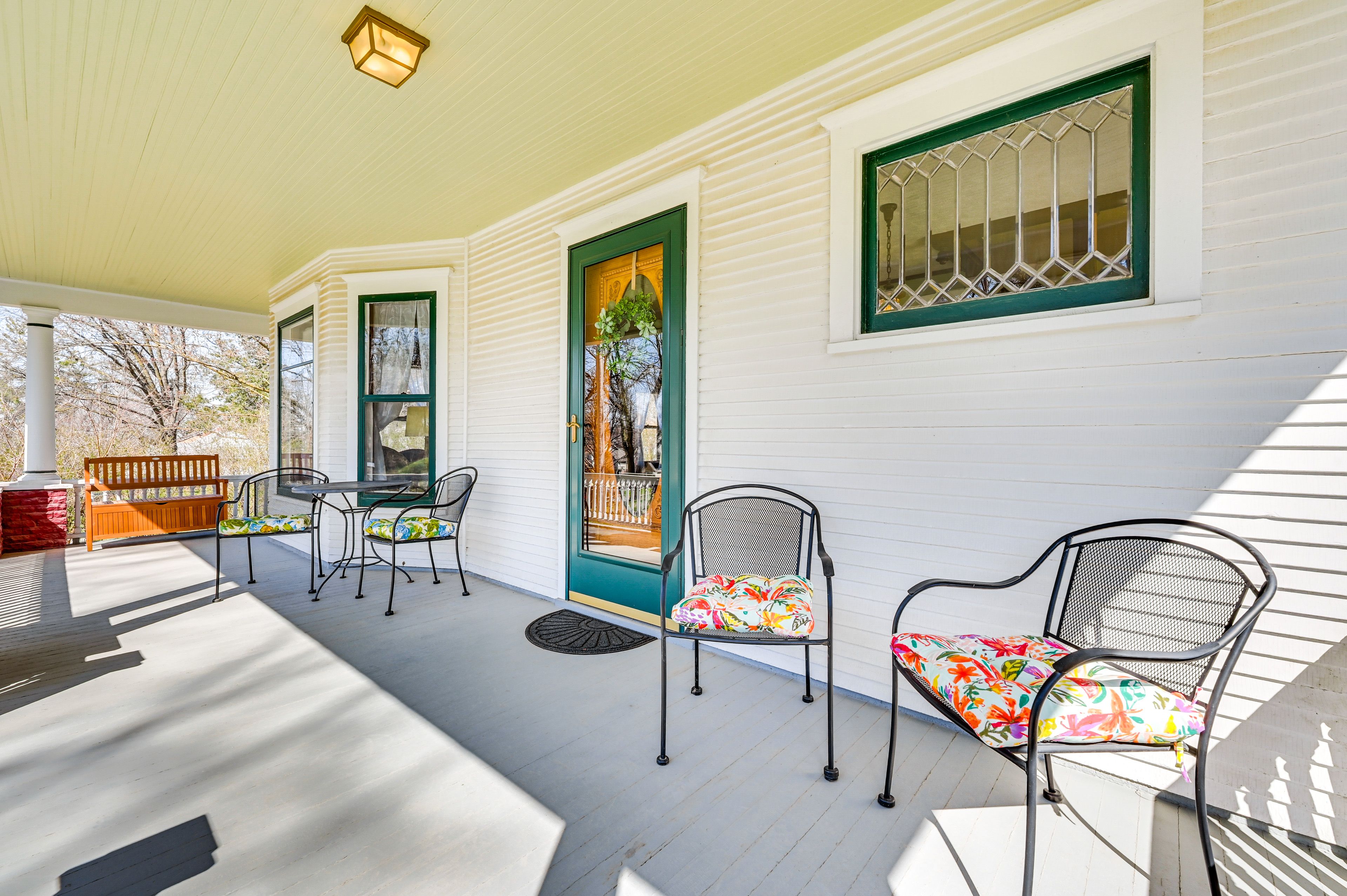 Atlantic Vacation Rental | 5BR | 1.5BA | 2,100 Sq Ft | 3 Steps to Enter