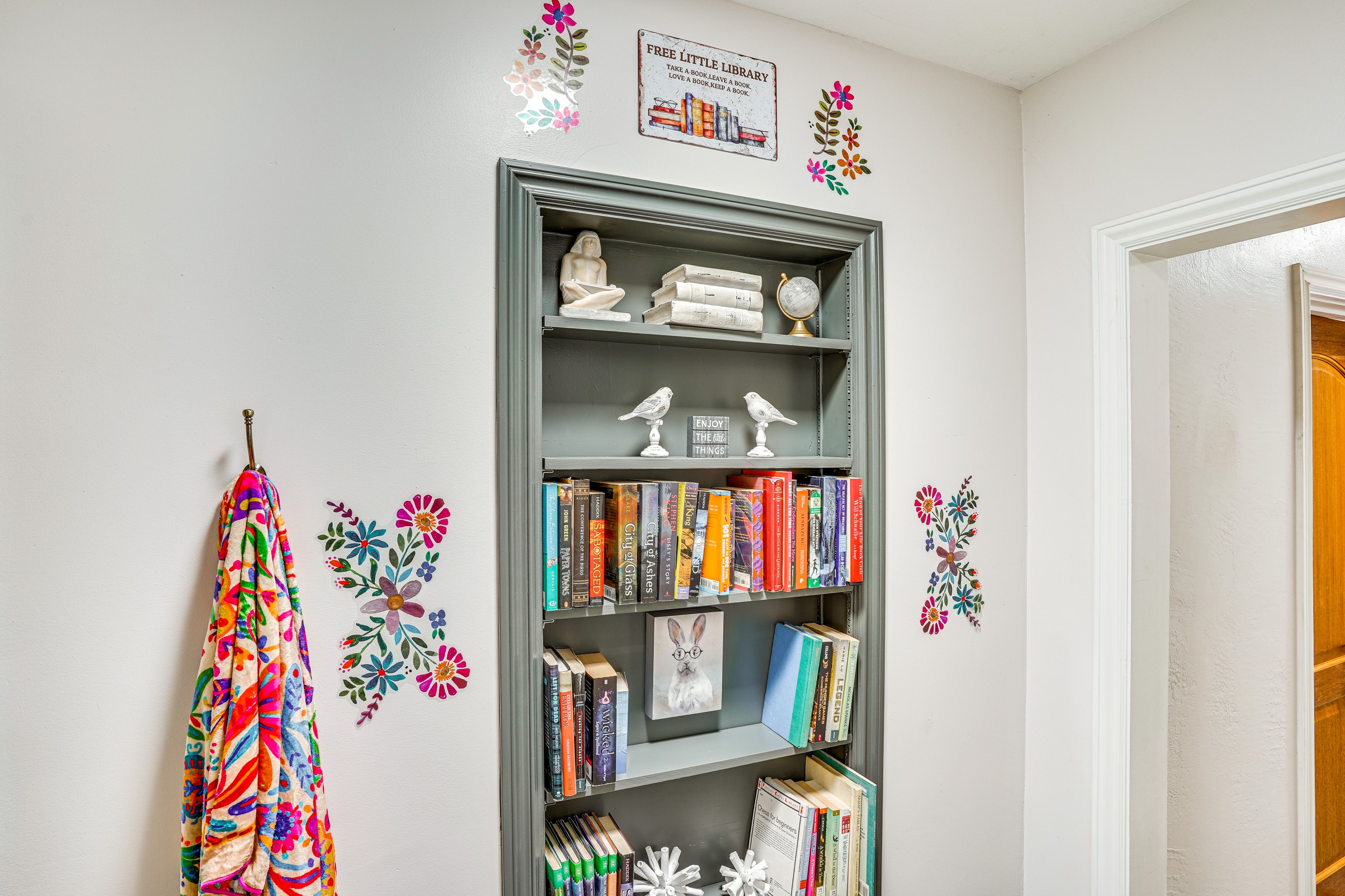 Take a Book/Leave a Book Library