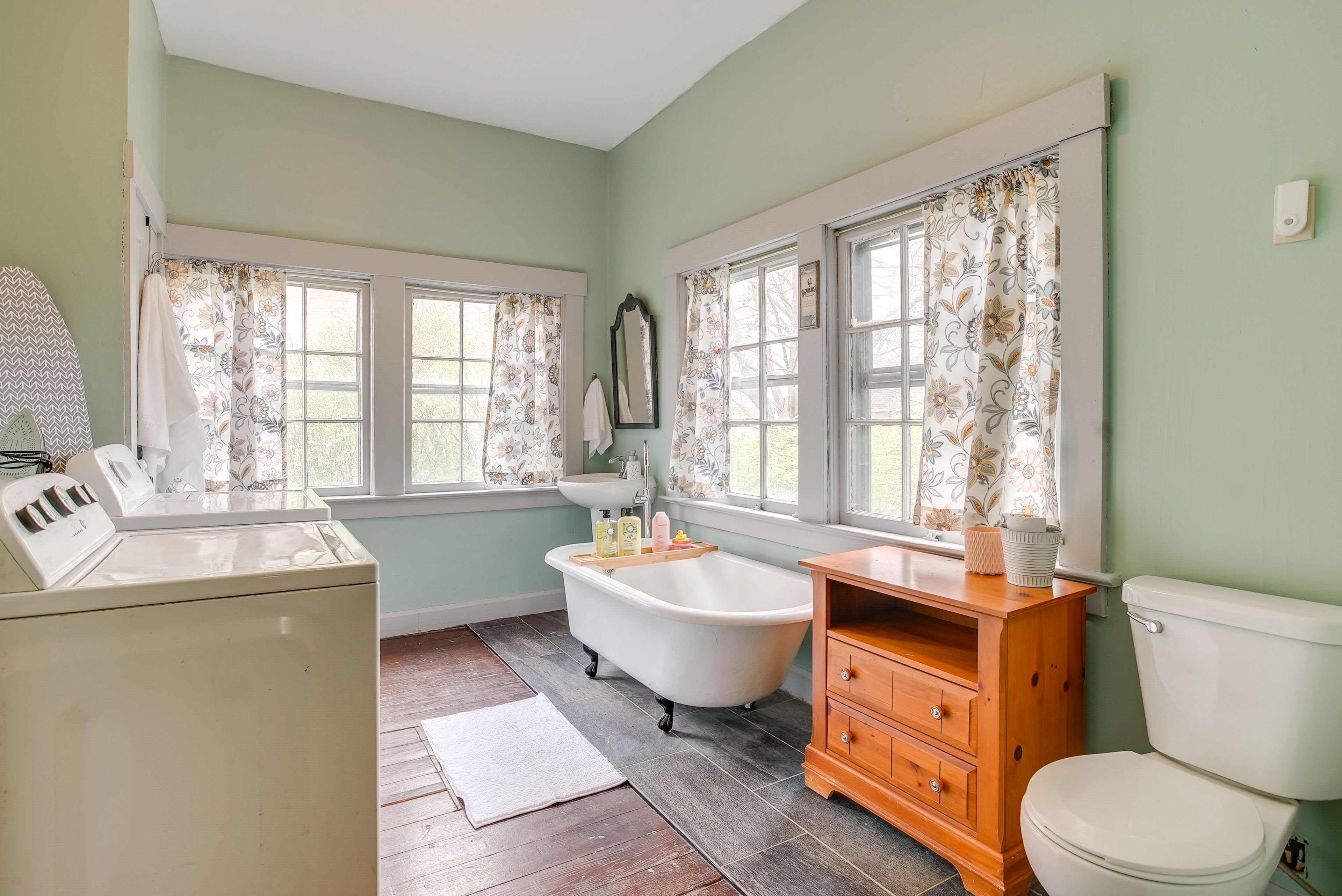 Full Bath | Washer & Dryer | 1st Floor