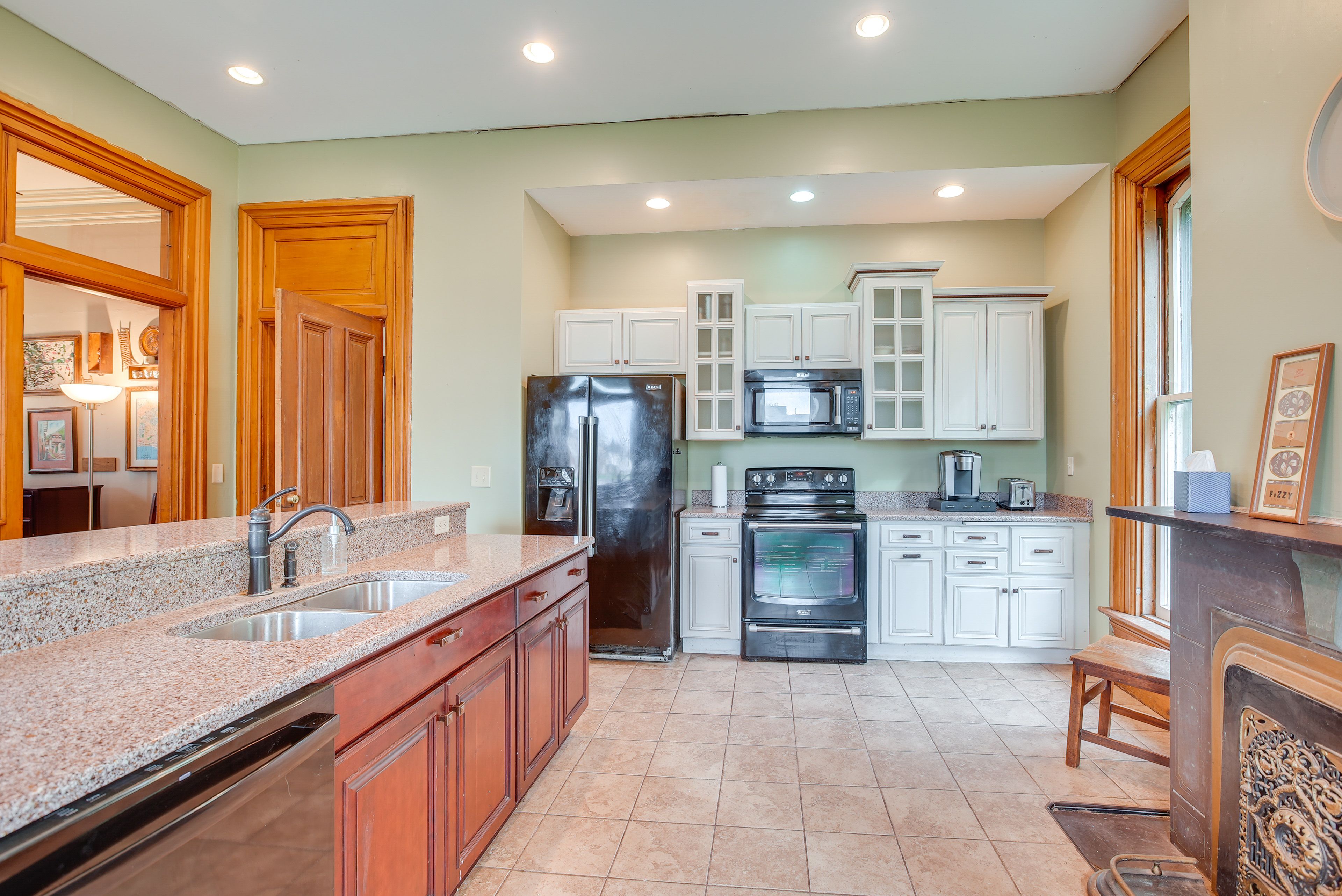 Kitchen | 1st Floor