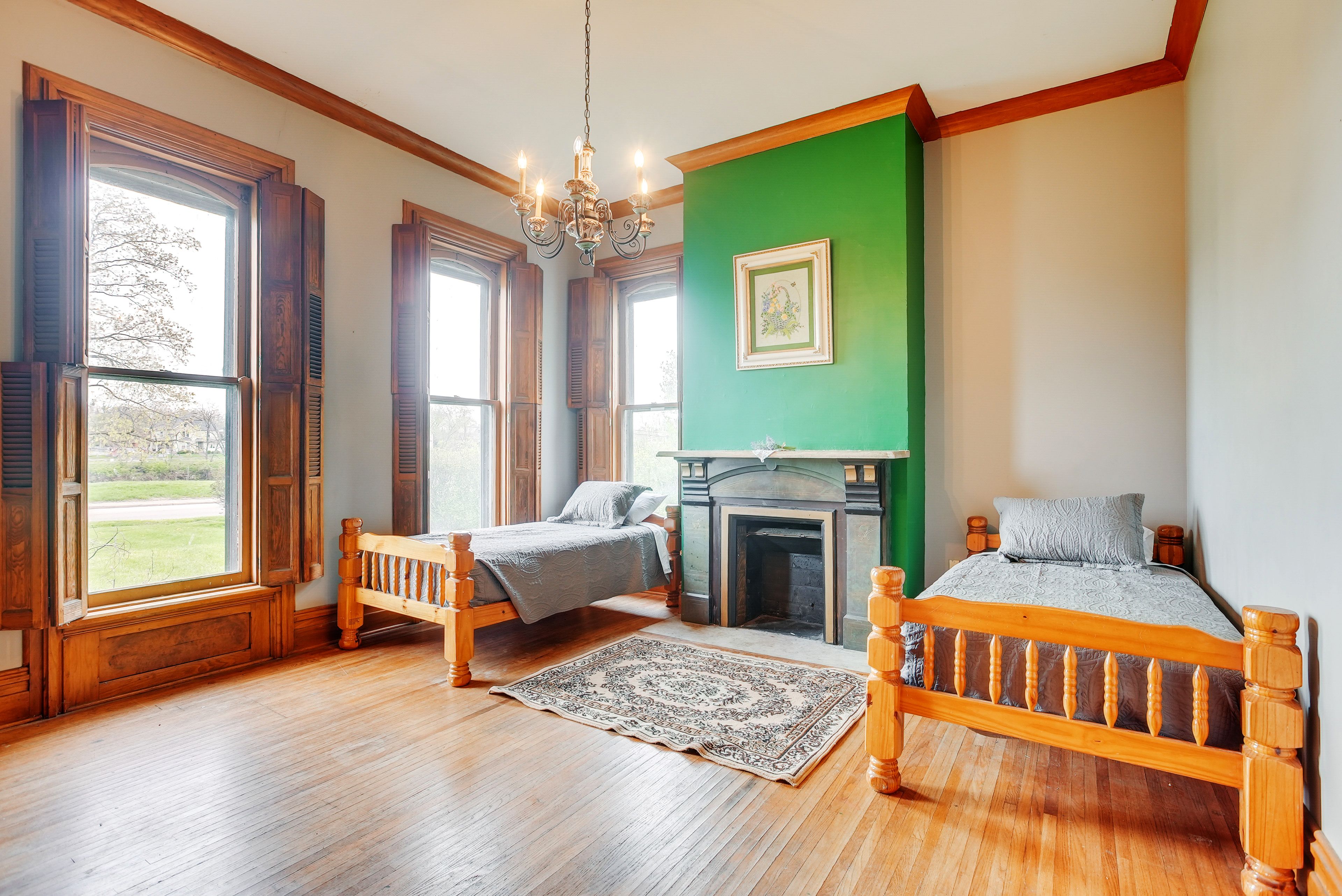 Bedroom 4 | 2 Twin Beds | 1st Floor