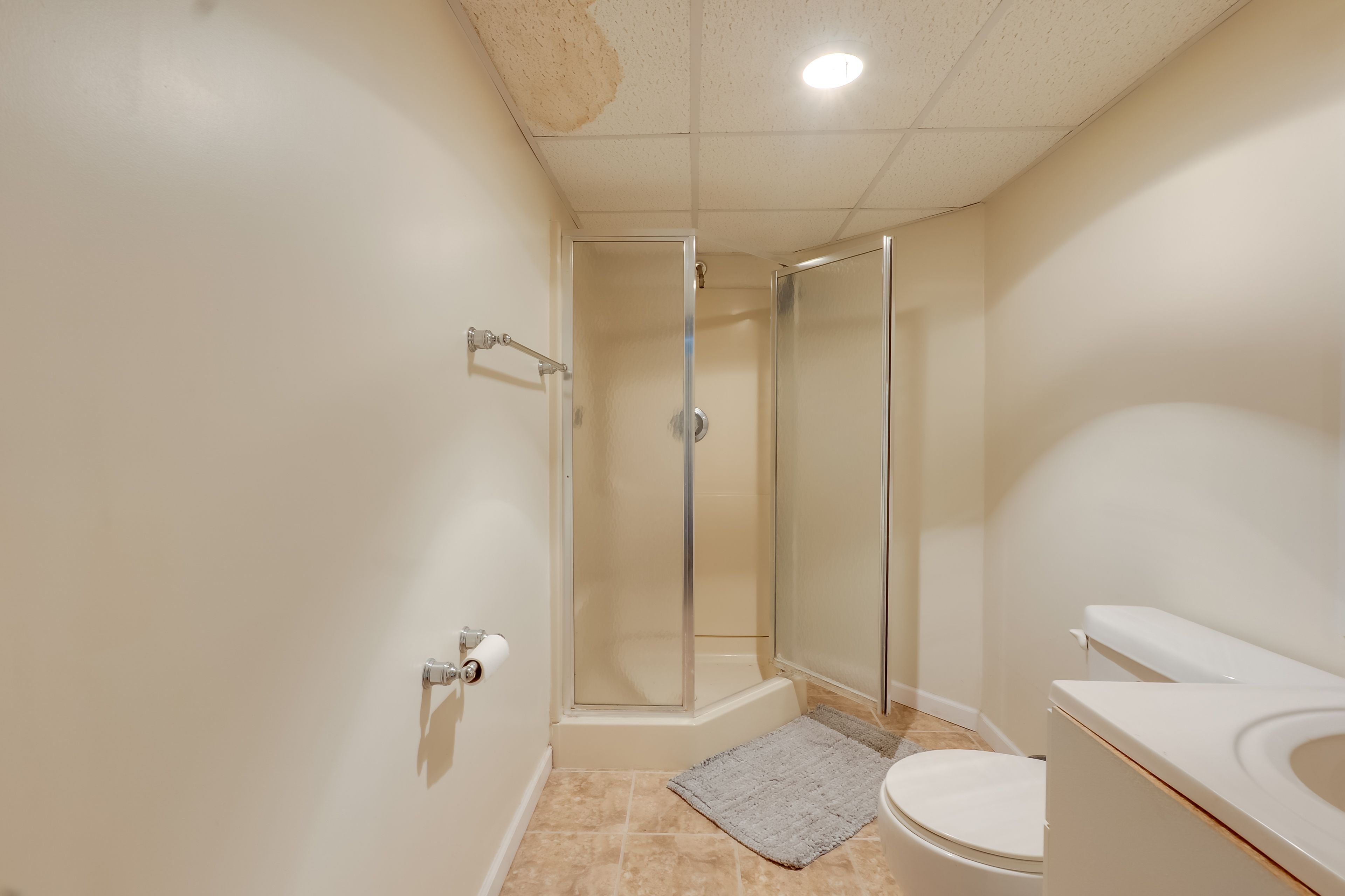 Full Bathroom | Lower Level