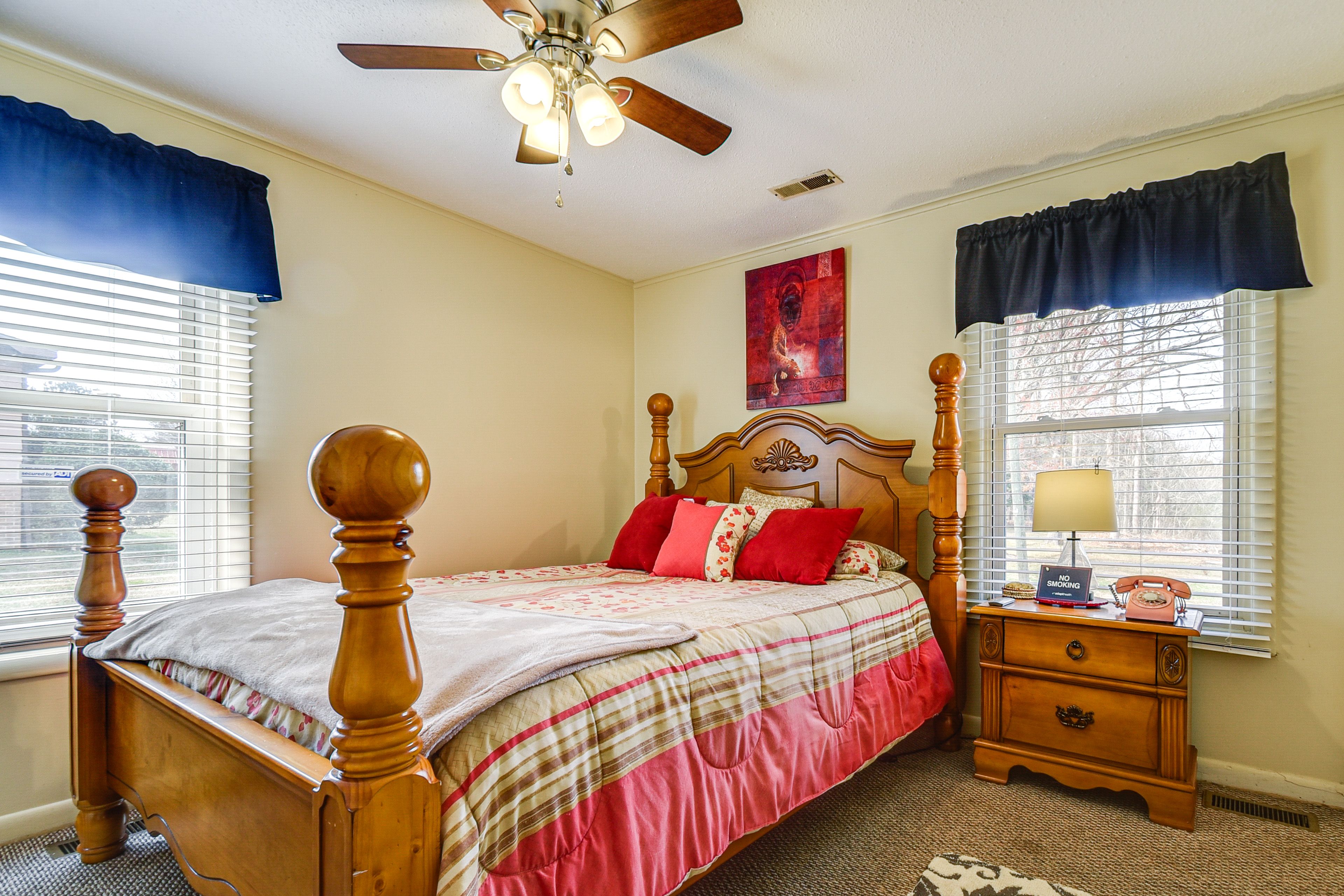 Bedroom 1 | King Bed
