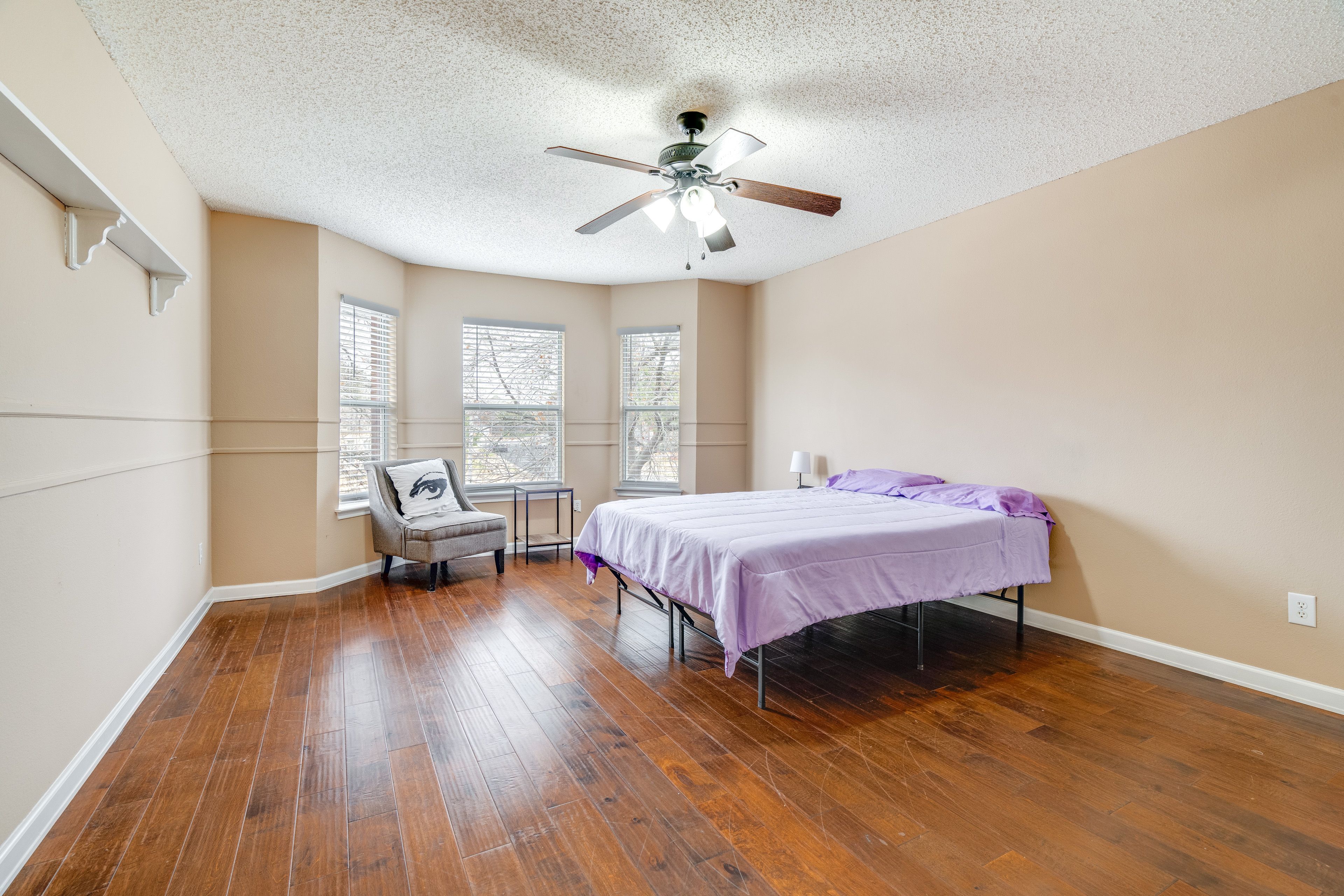 Bedroom 4 | Queen Bed | 2nd Floor
