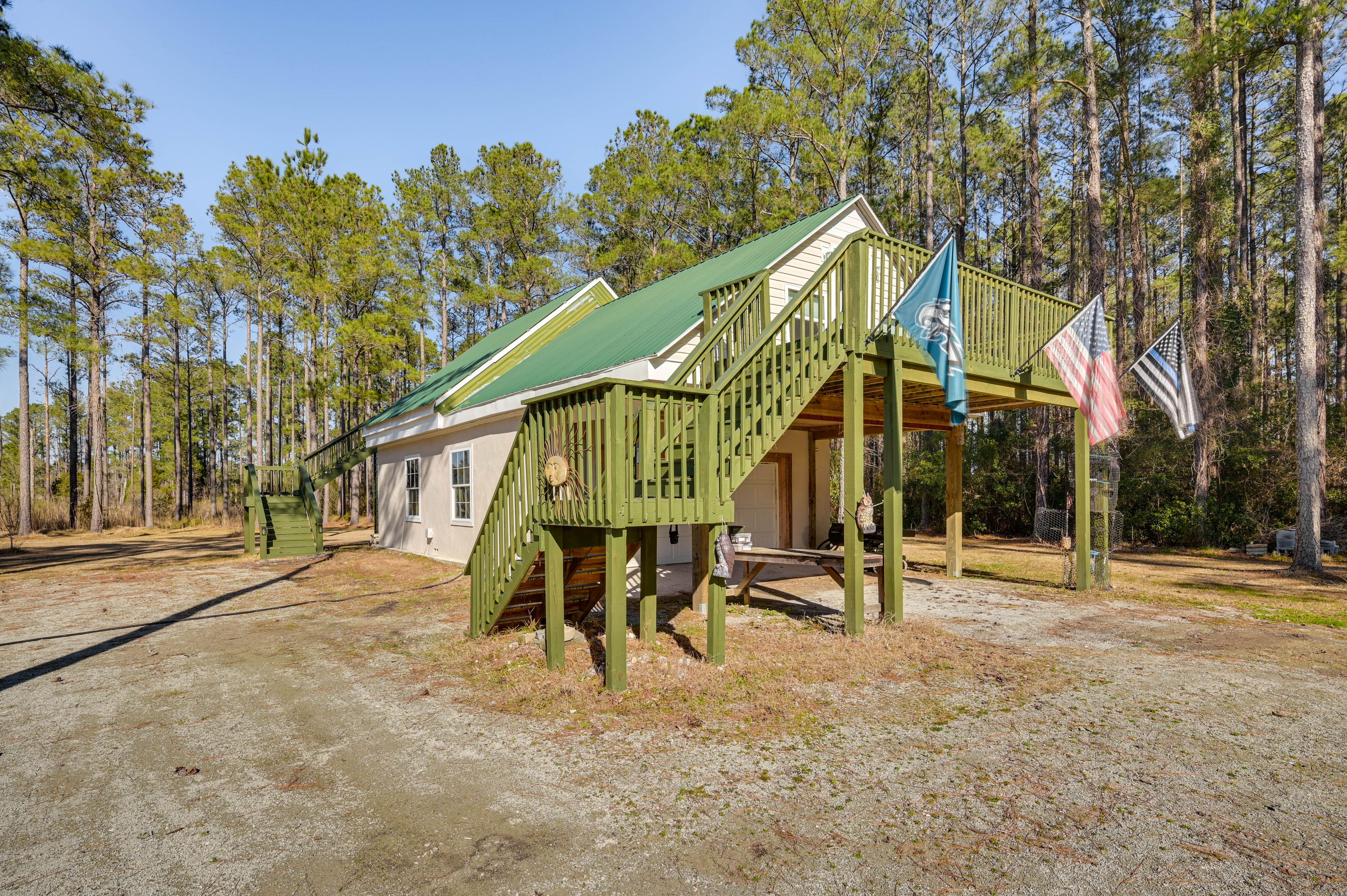 Parking | Shared Driveway (2 Vehicles) | RV/Trailer