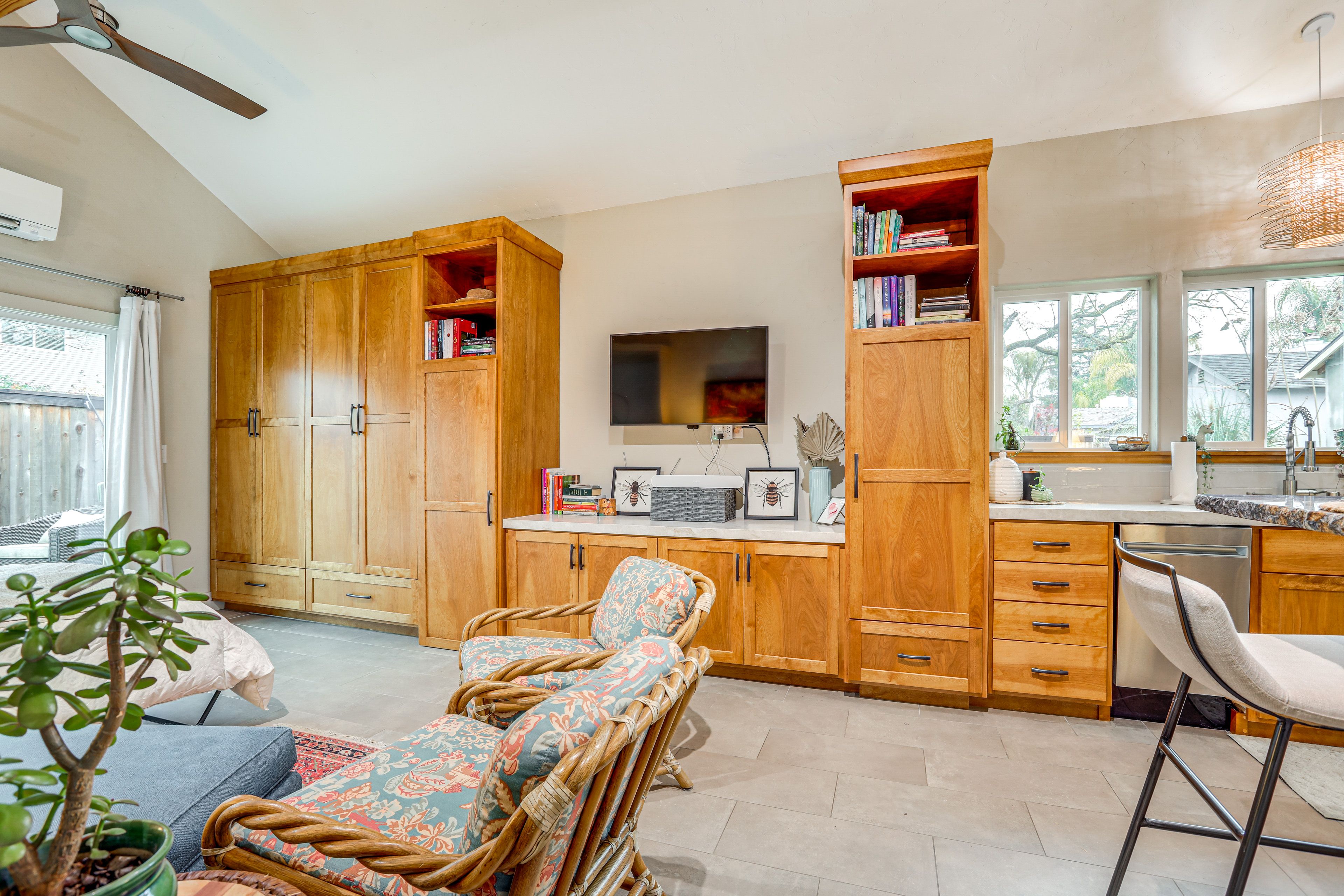 West Sacramento Vacation Rental | Studio | 1BA | 450 Sq Ft | Step-Free Access