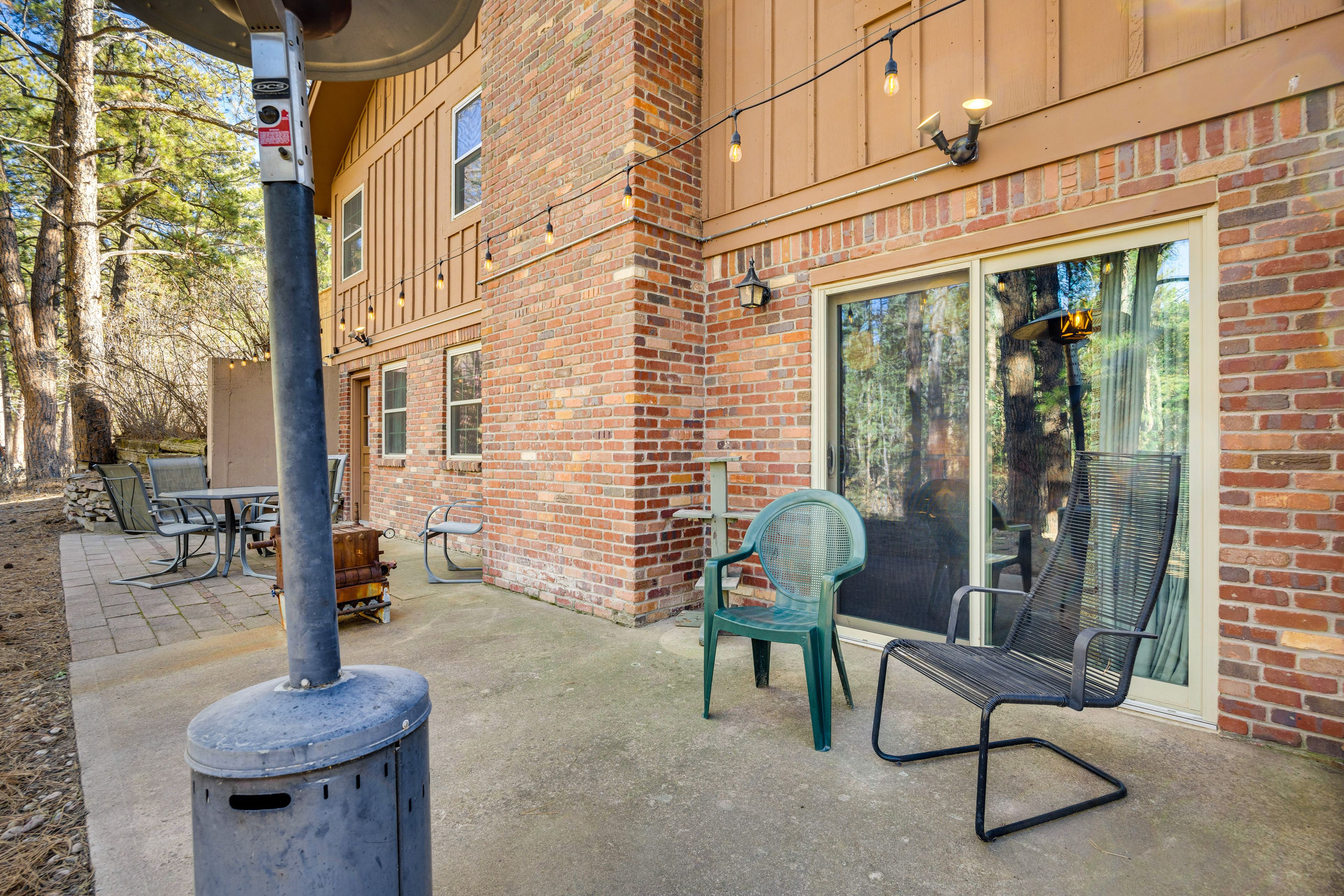 Lower Patio | Dining Area