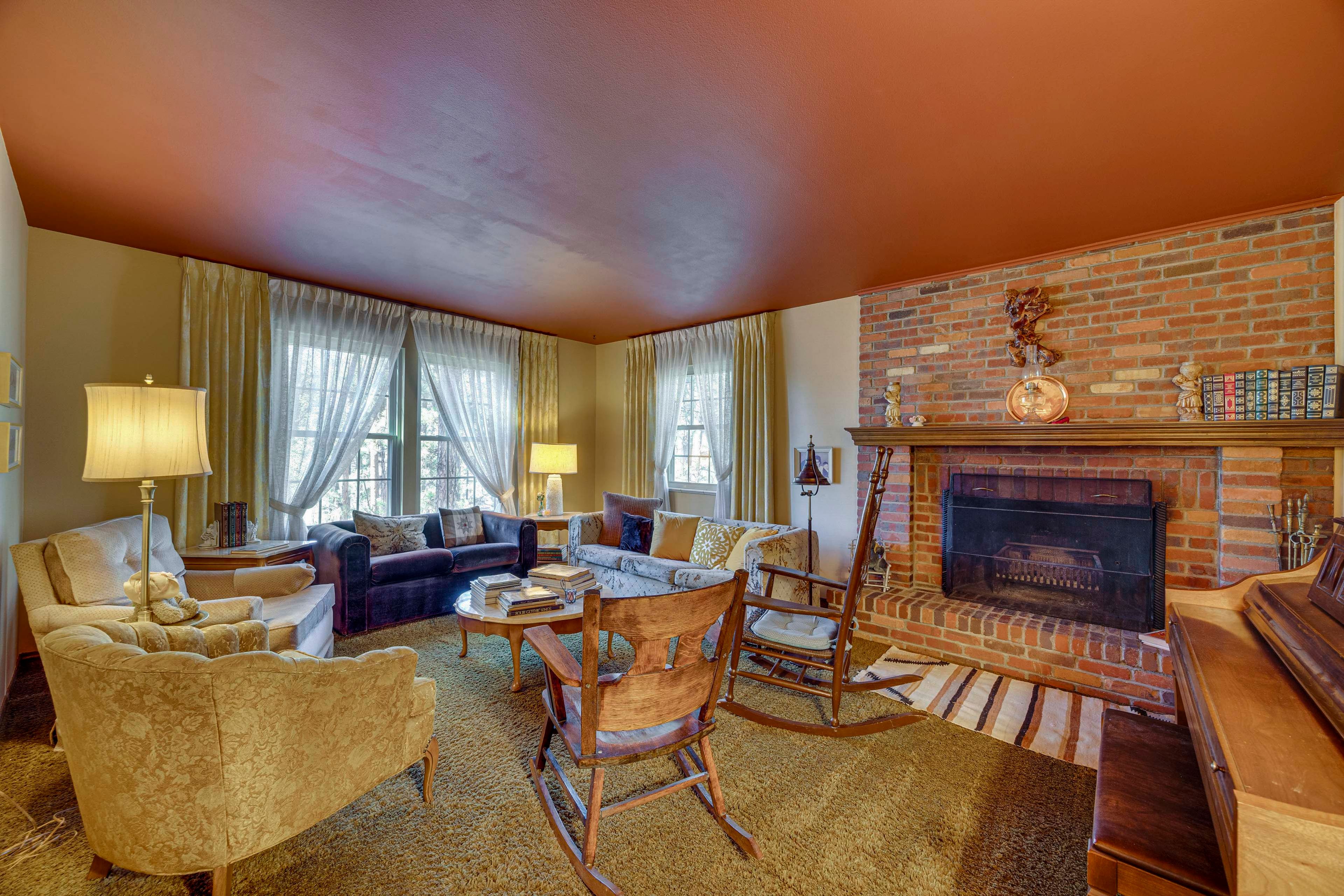 Living Room | 1st Floor