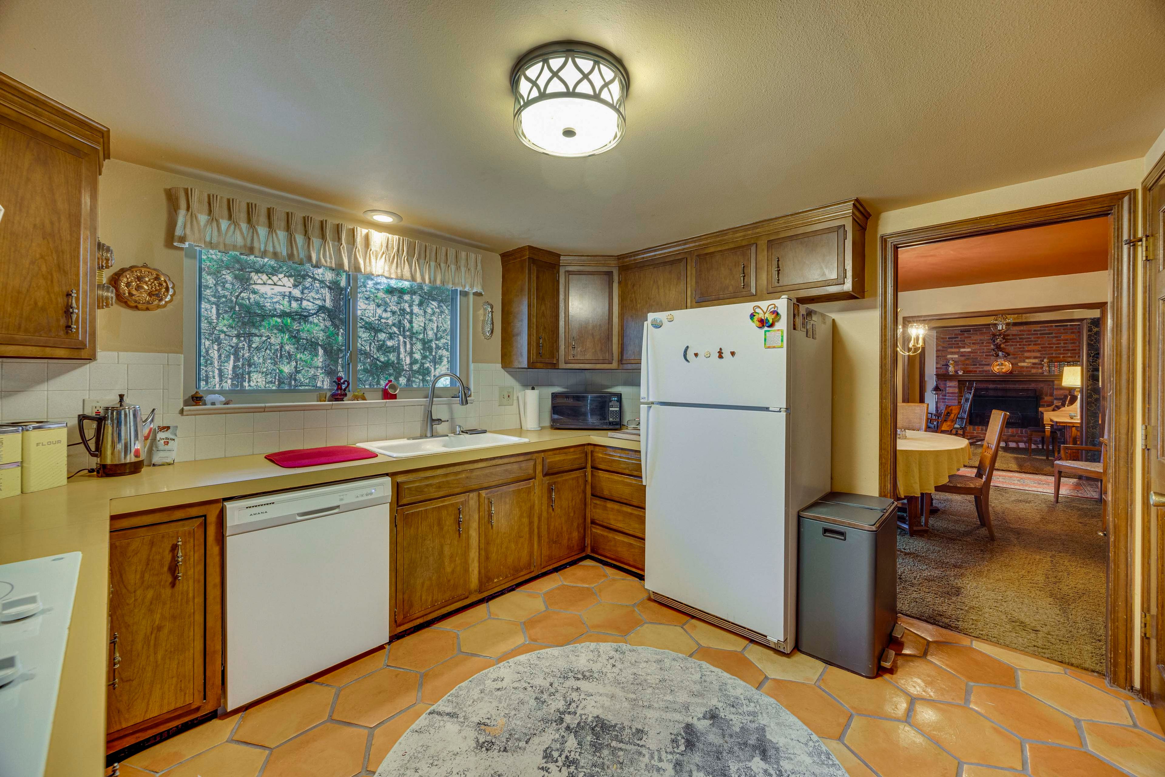 Kitchen | 1st Floor | Cooking Basics | Coffee Percolator