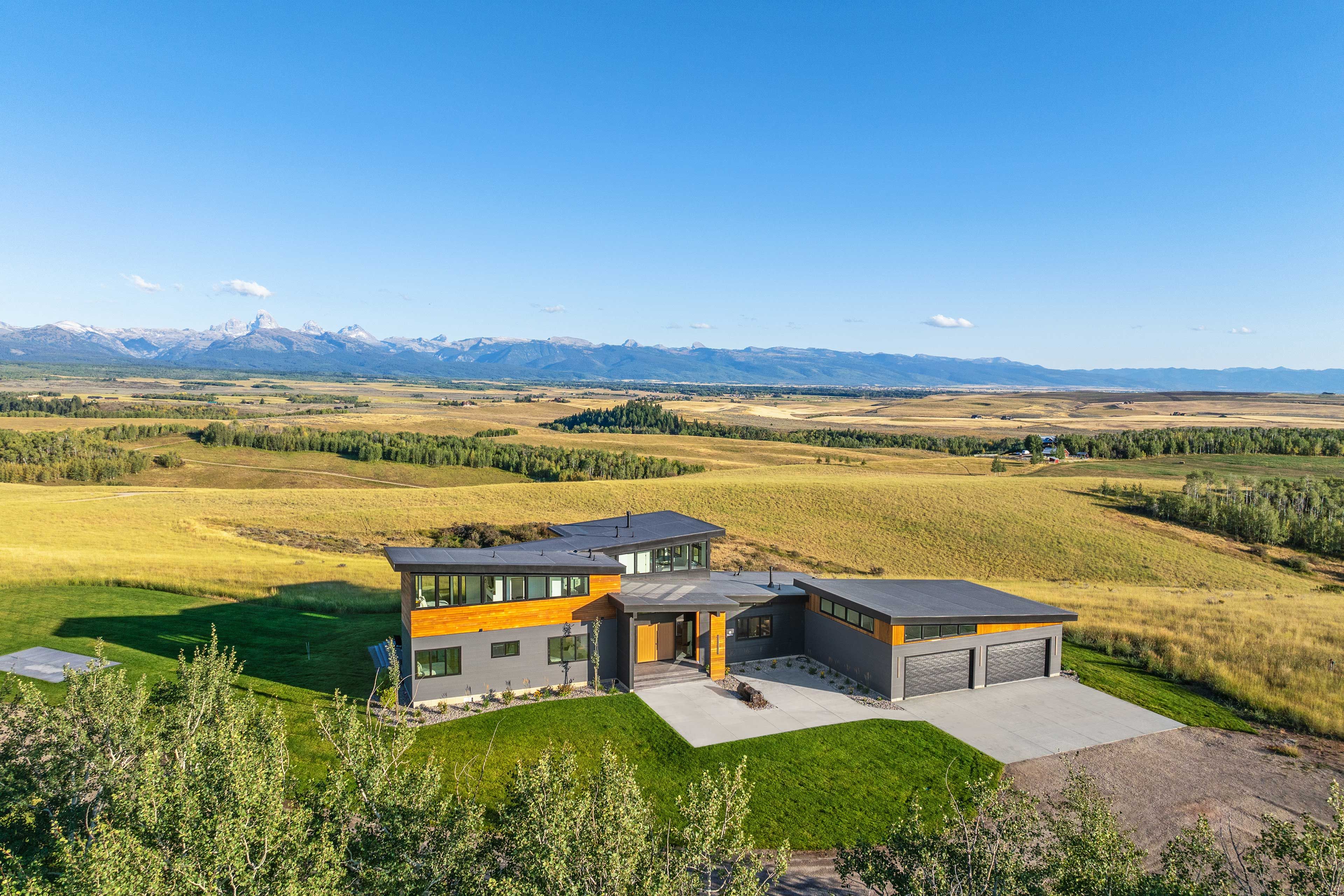 Property Exterior | 2-Story Home
