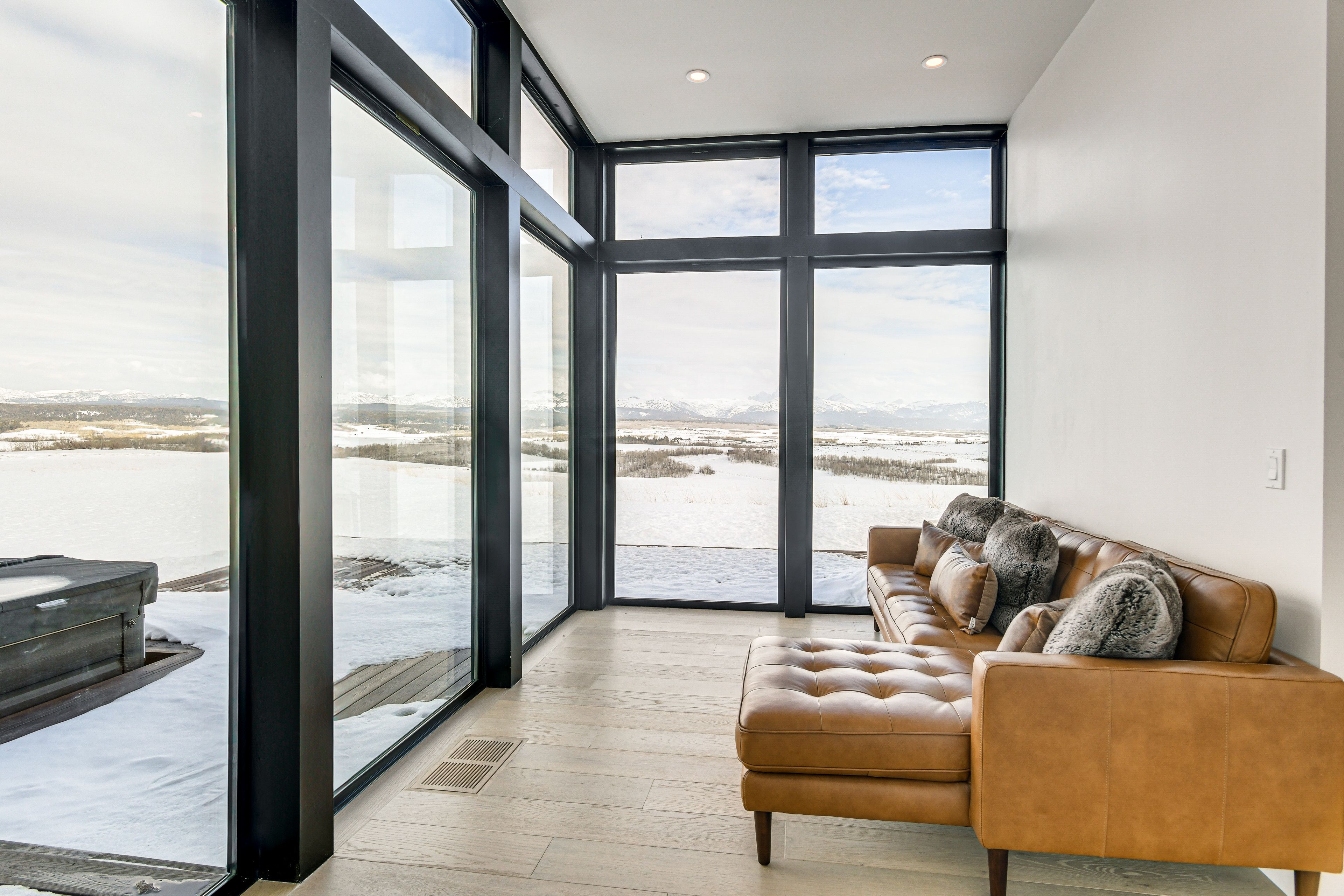 Sitting Room | 1st Floor