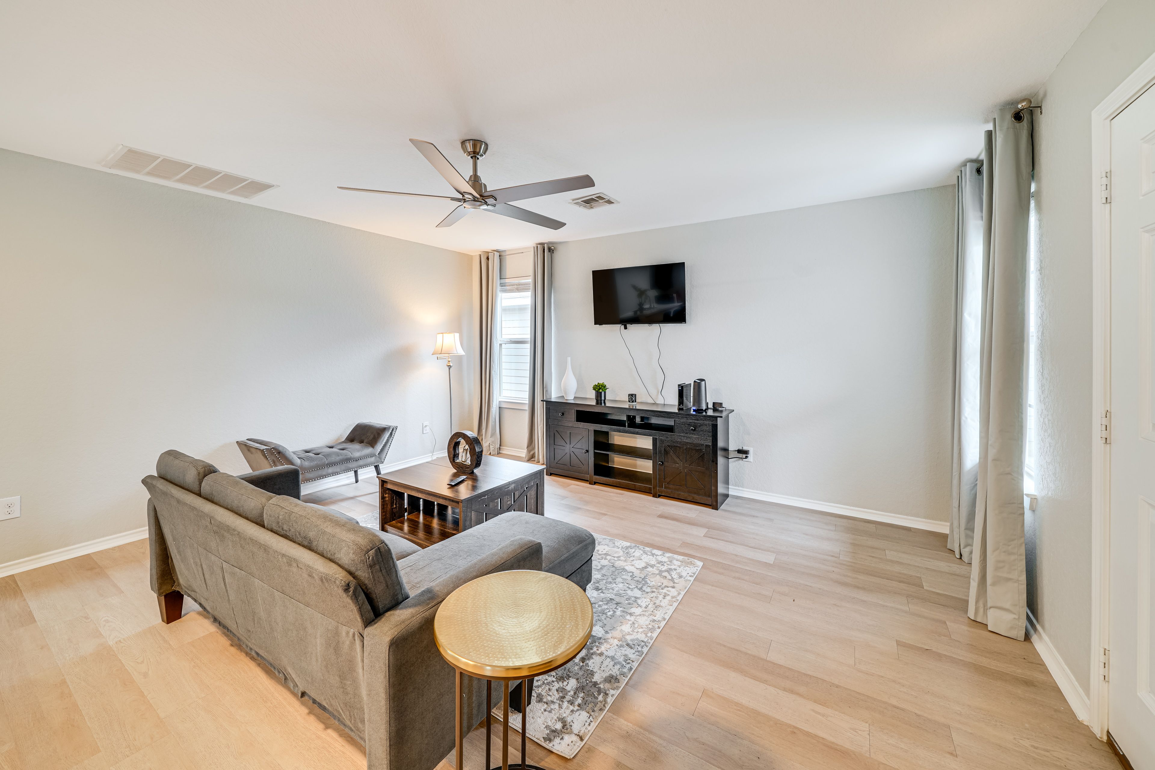 Living Room | Free
