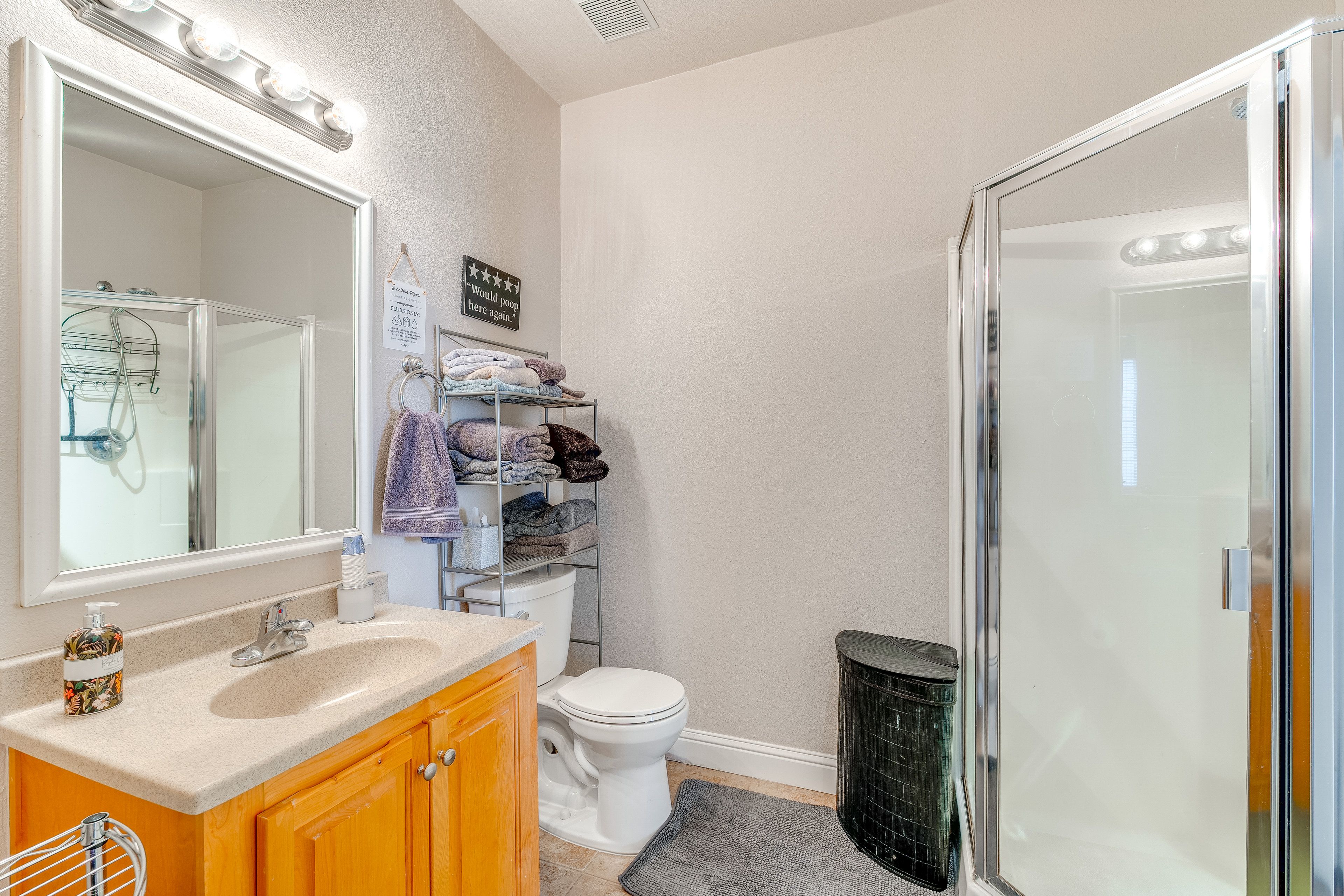 En-Suite Bathroom | Complimentary Toiletries