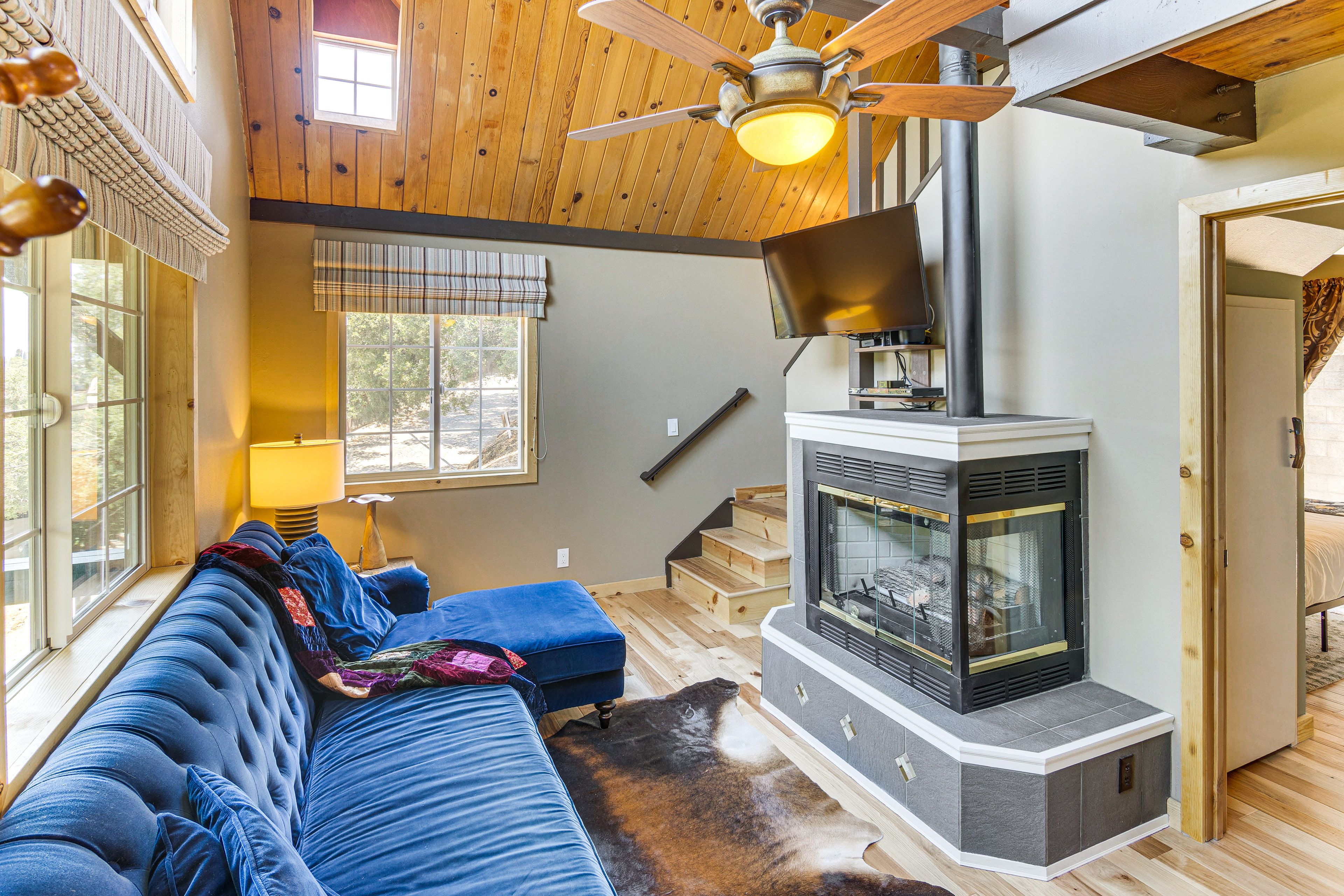Living Room | Fireplace | Smart TV | 1st Floor