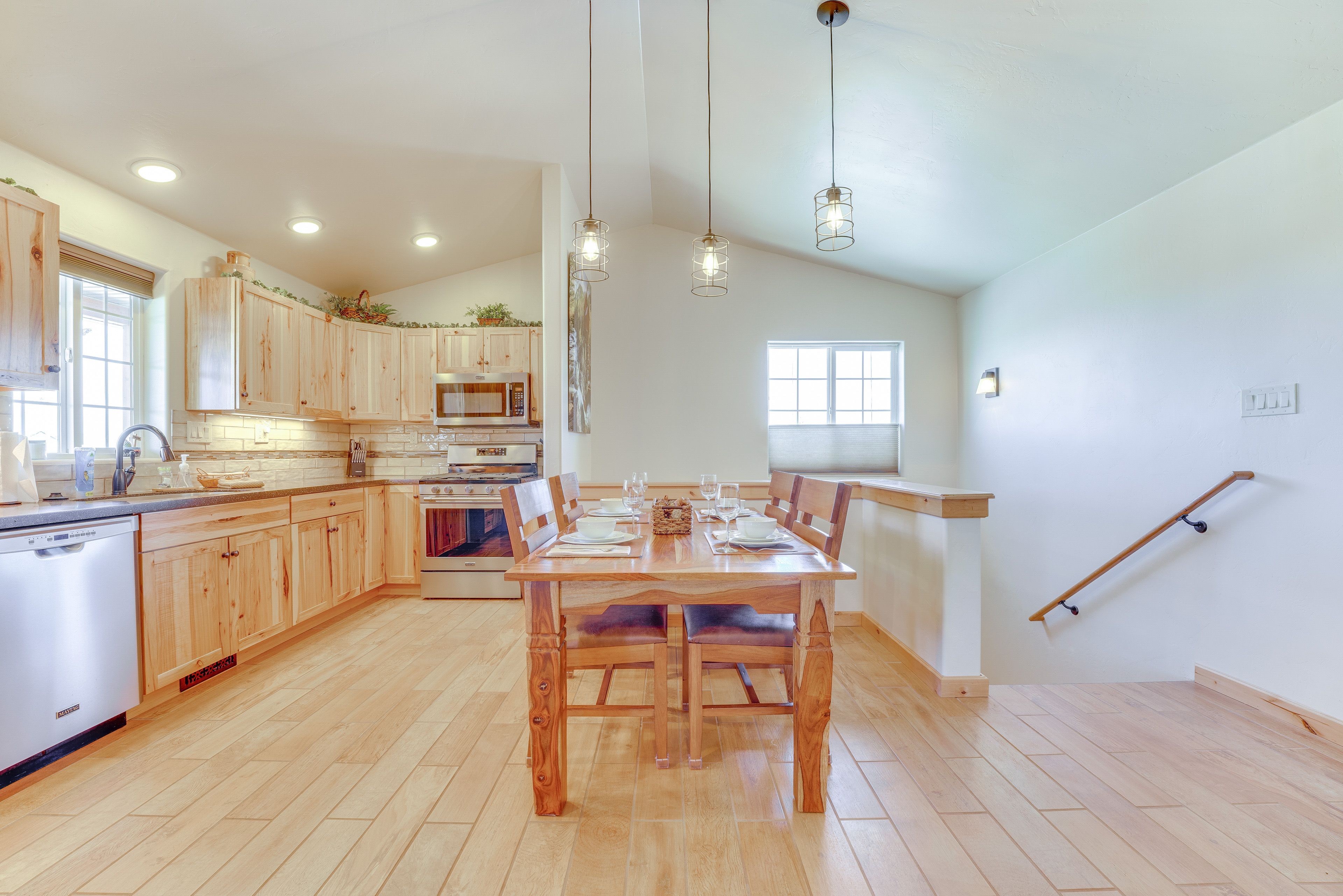 Dining Room | 2nd Floor