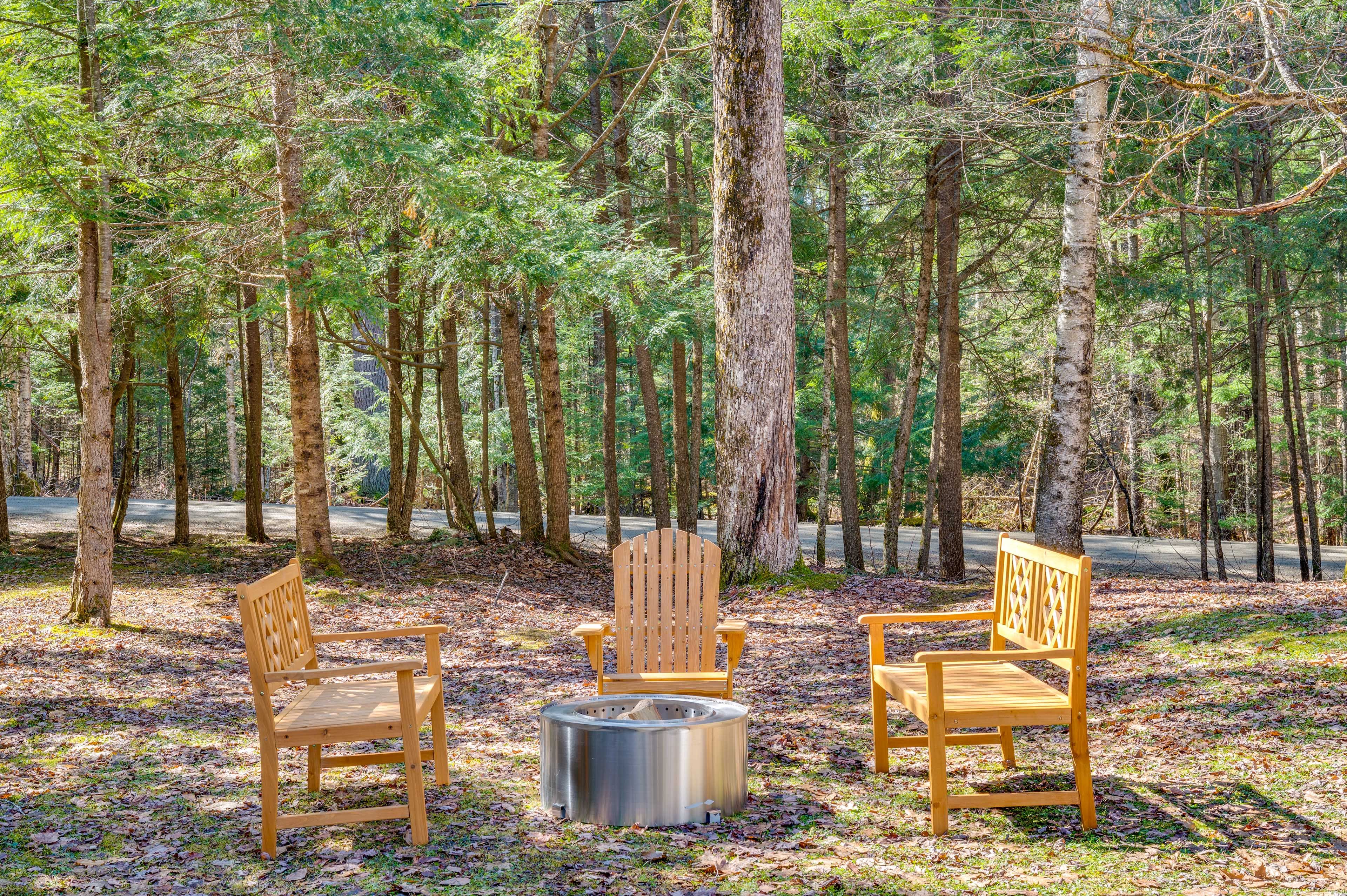 Outdoor Space | Fire Pit | Bridge & Pond