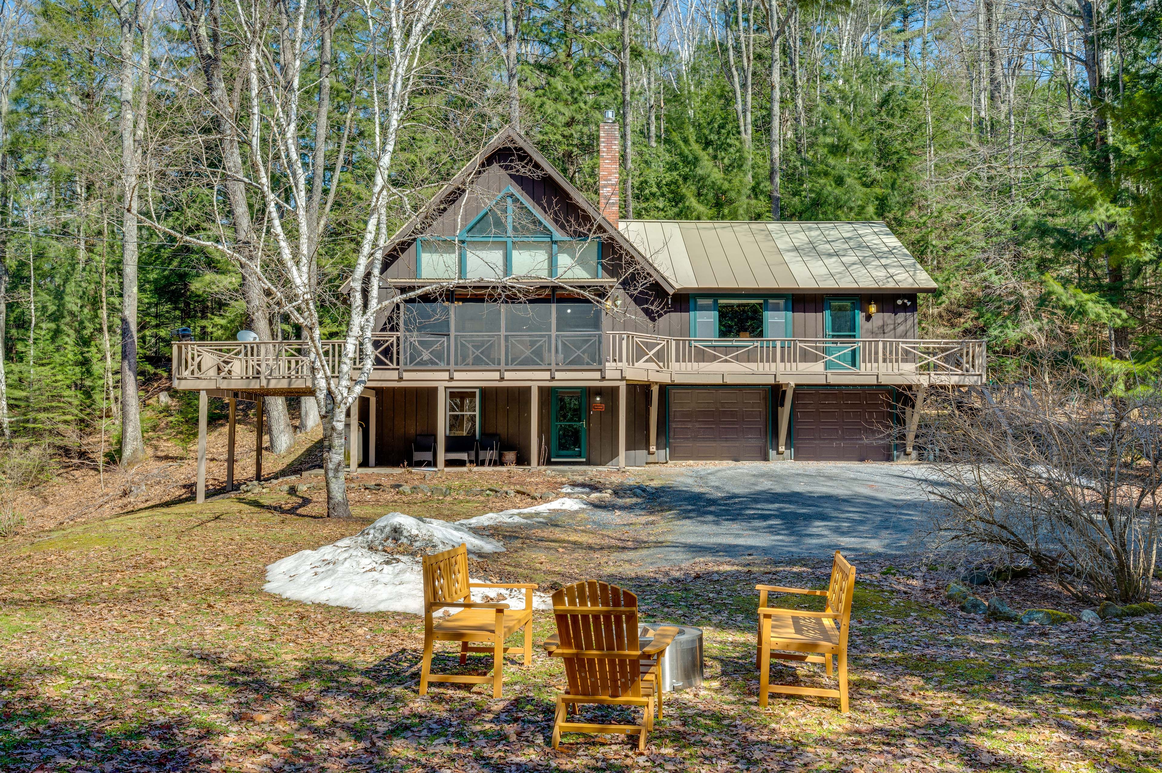 Haverhill Vacation Rental | 1BR | 1BA | 1,500 Sq Ft | 1 Step to Enter