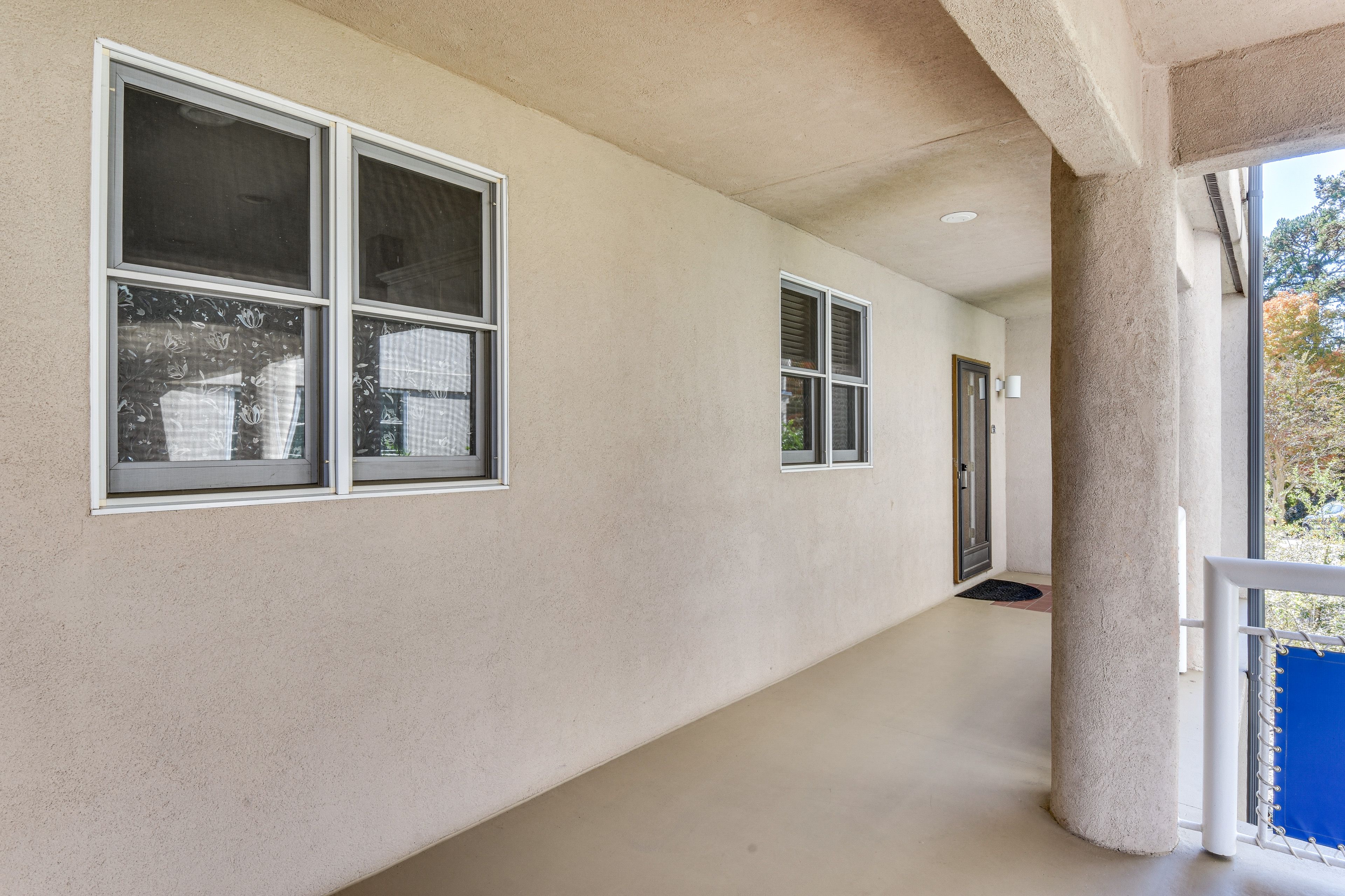 Property Entrance | Single-Story Condo