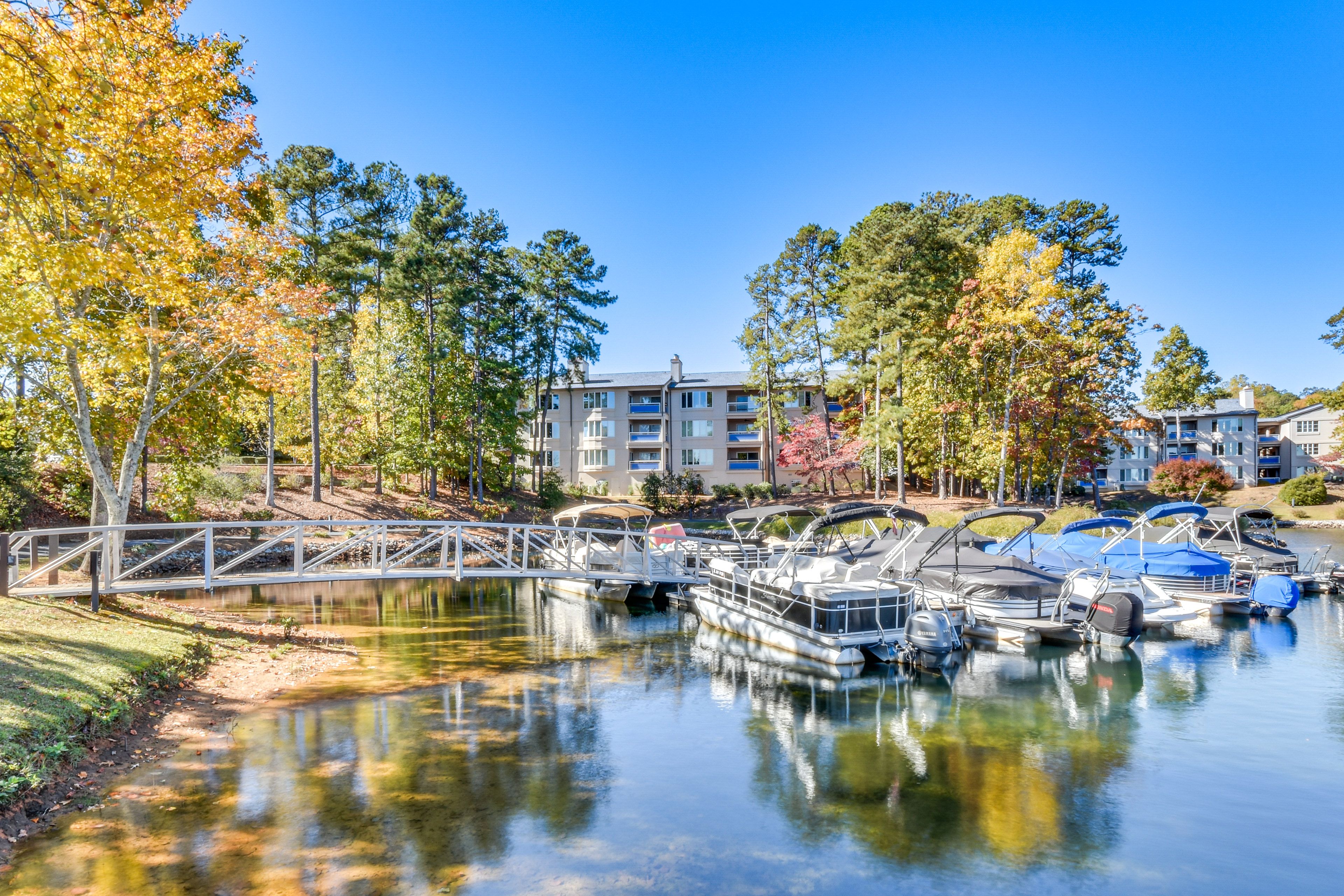 Tall Ship Condos at Keowee Key | Community Amenities