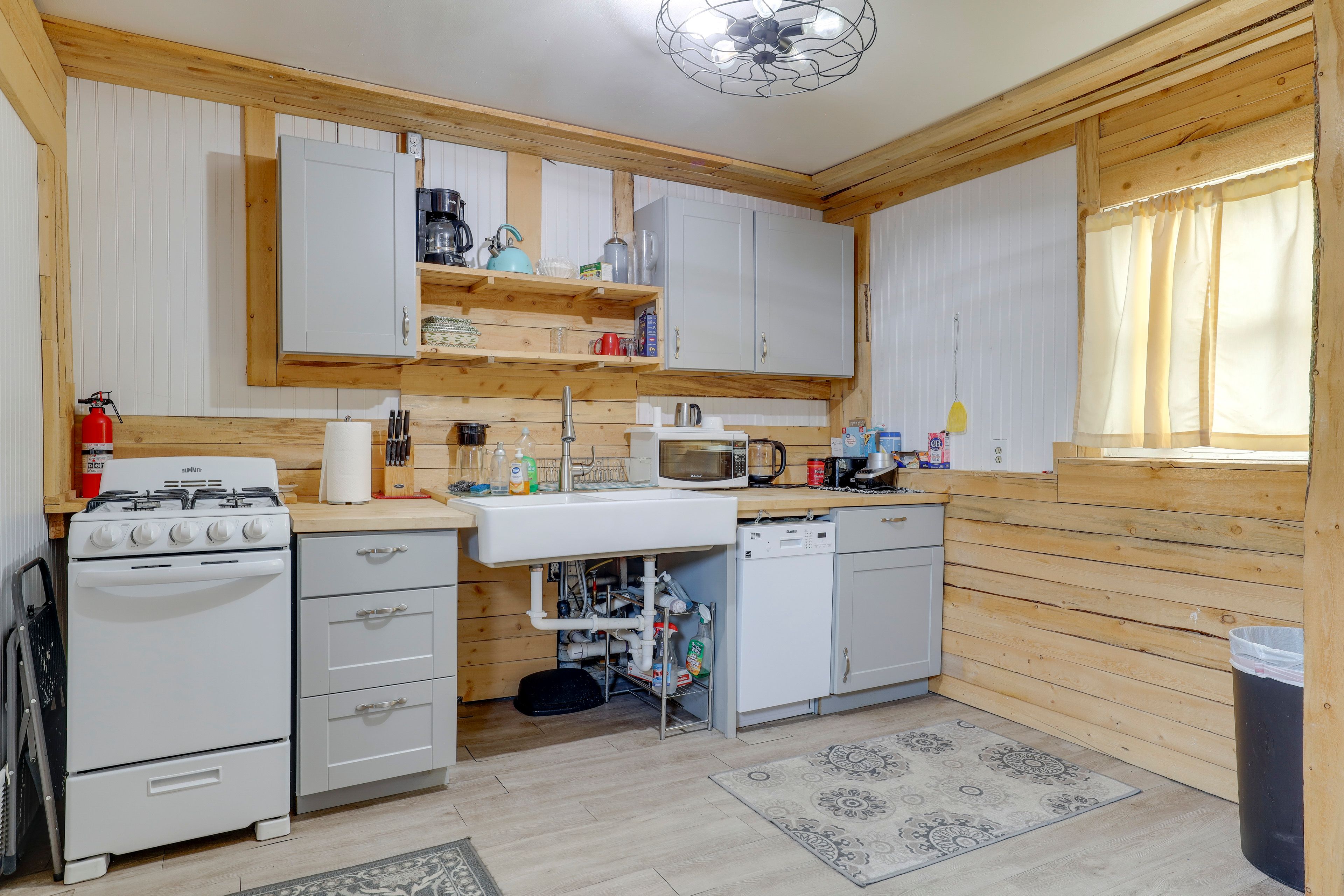 Kitchen | Drip Coffee Maker | Dishwasher | Cooking Utensils | Toaster