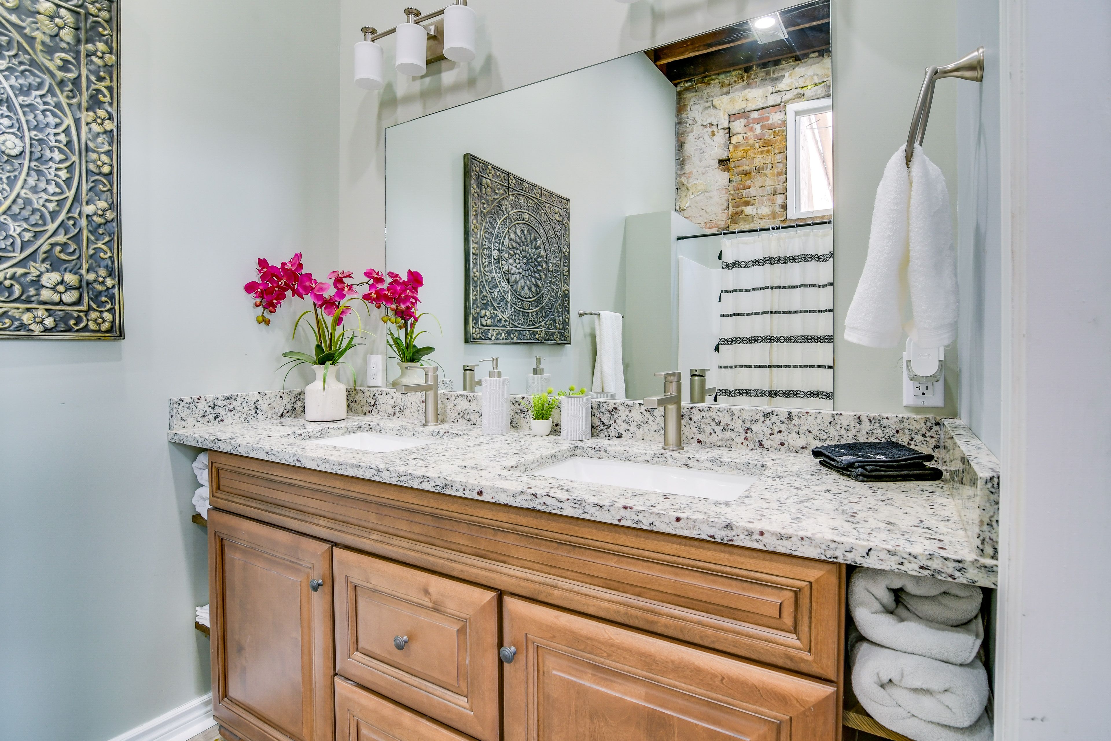 En-Suite Bathroom