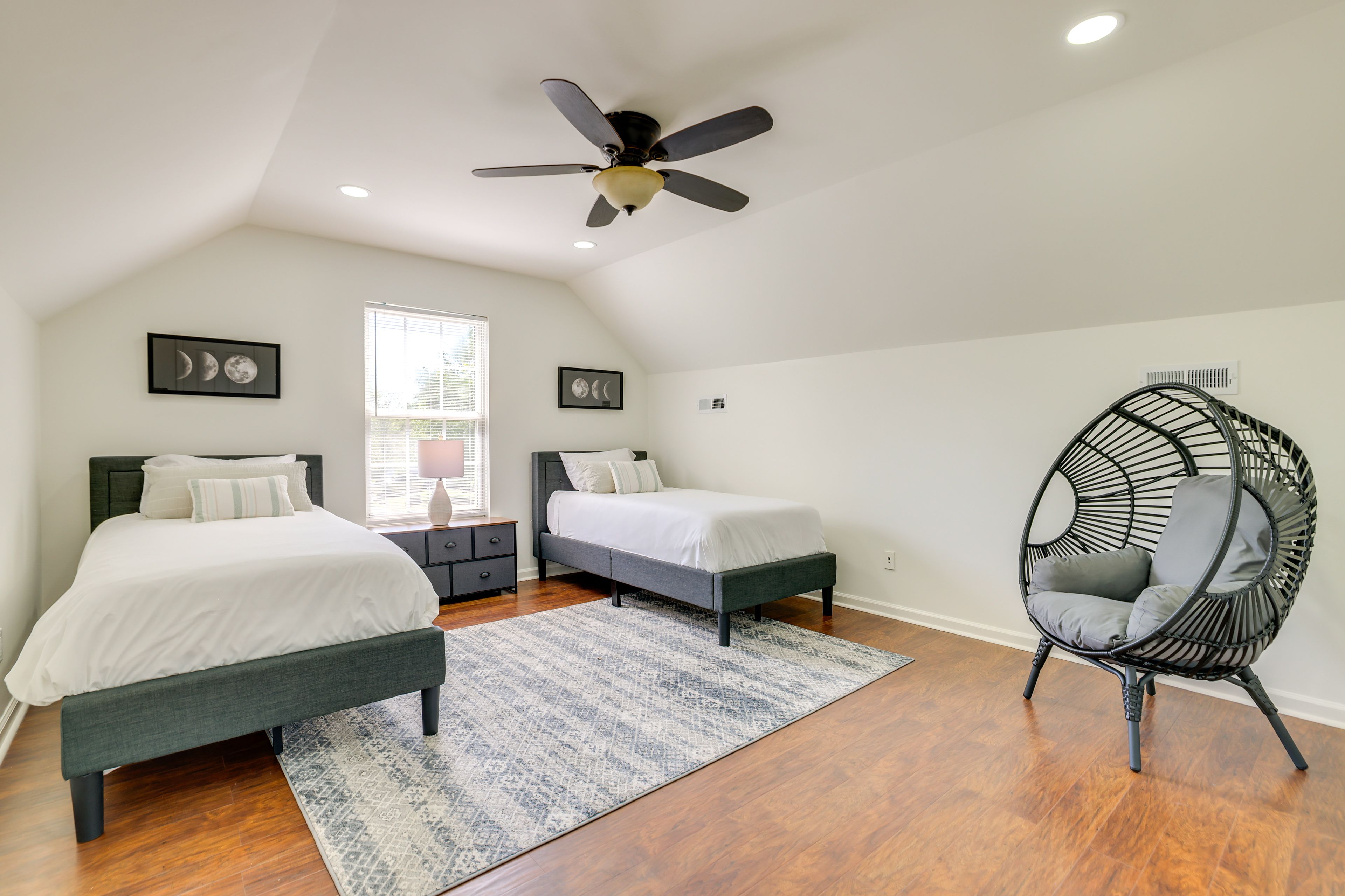 Bedroom 4 | 2 Twin Beds