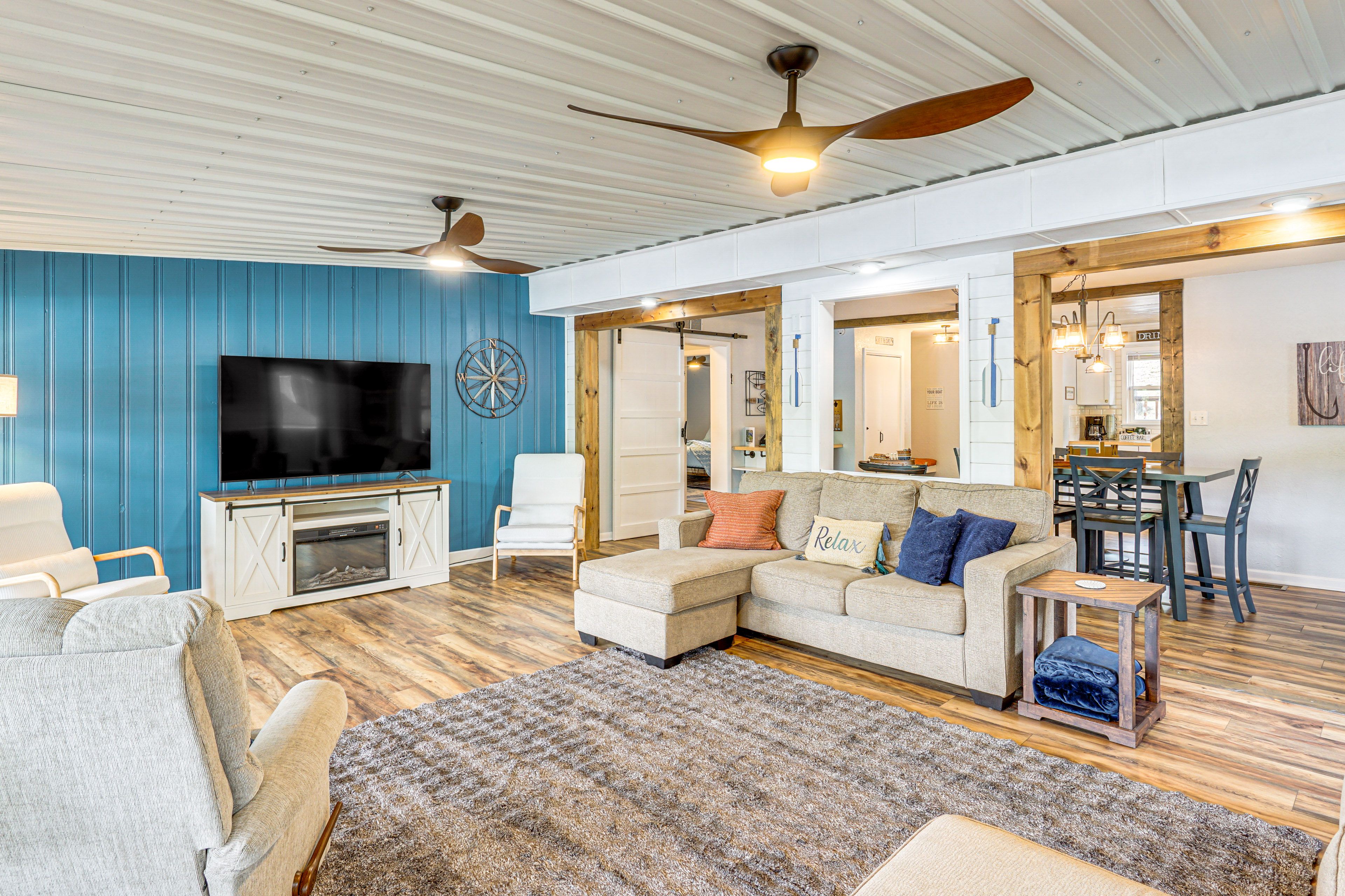 Living Room | Main Level