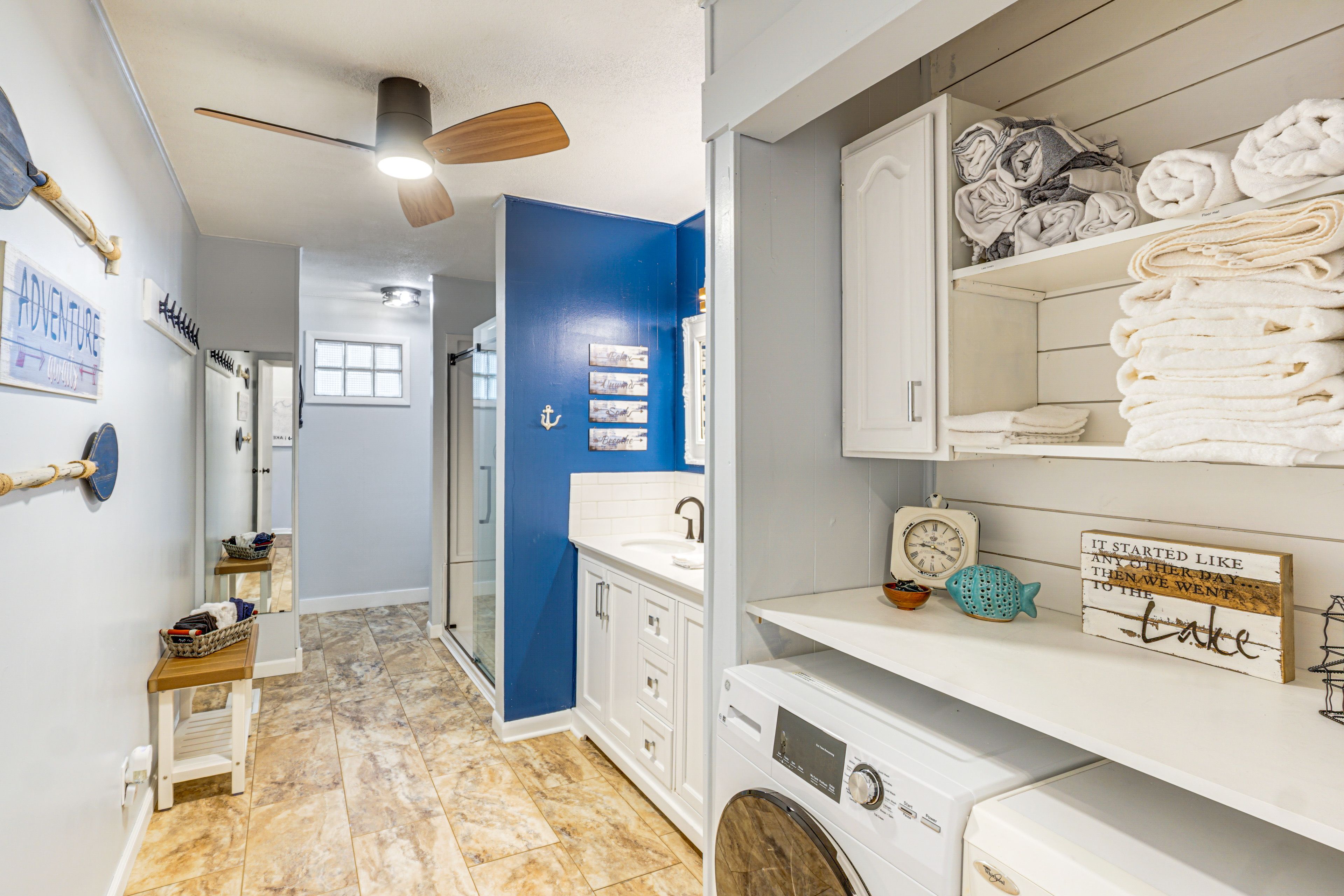 Full Bathroom | Towels Provided | Washer/Dryer | Main Level