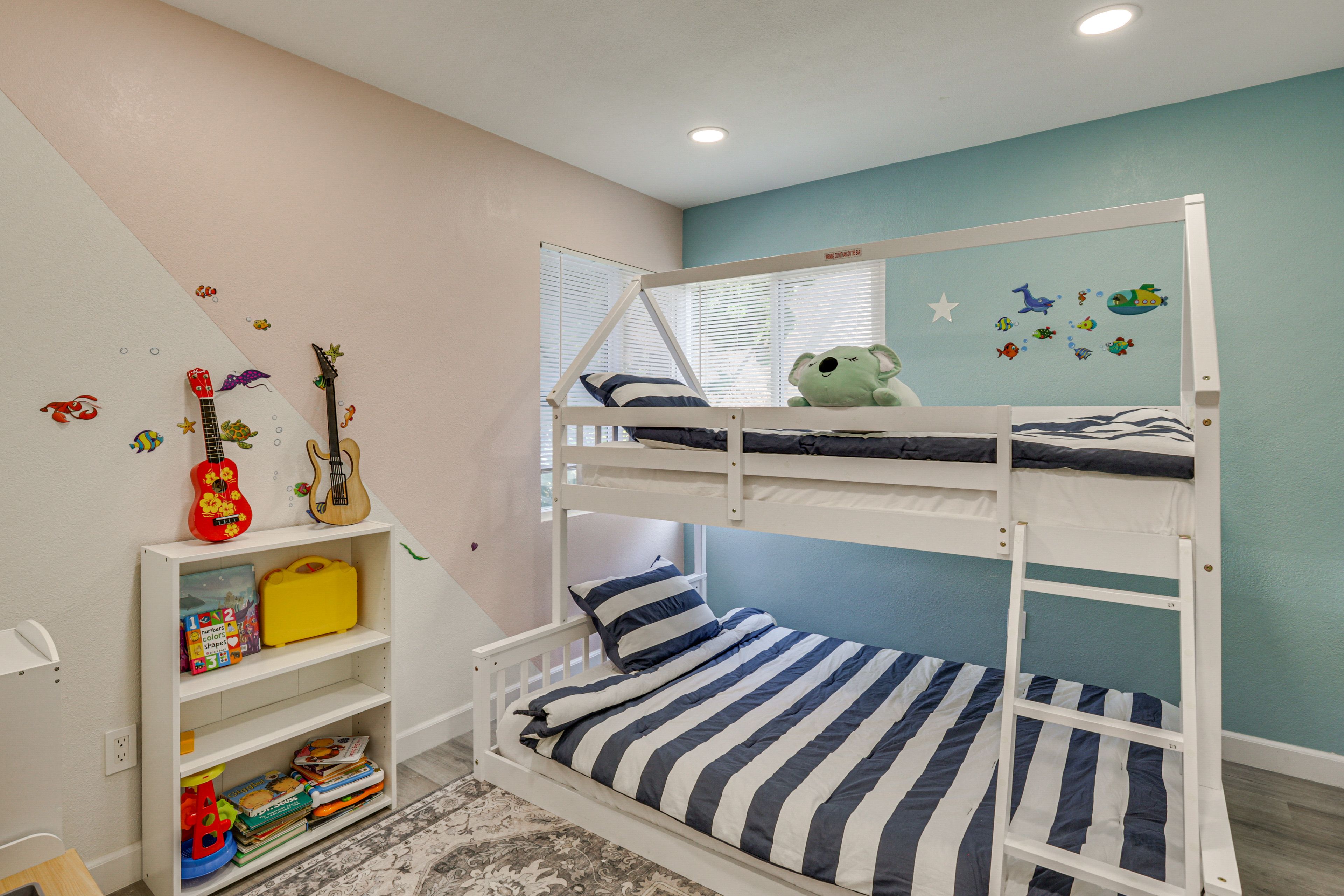 Bedroom 4 | Twin/Full Bunk Bed | 2nd Floor
