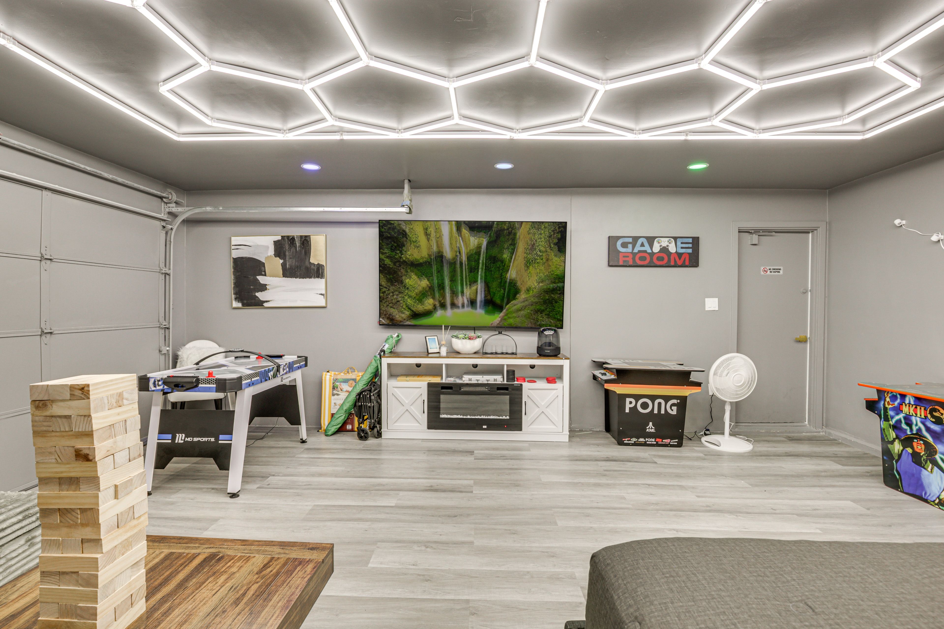 Game Room Garage