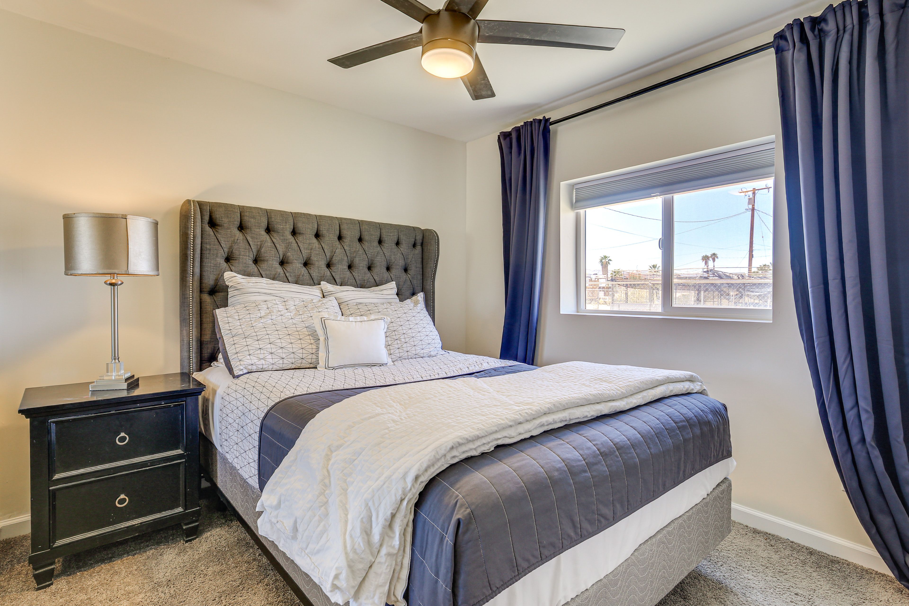 Bedroom 2 | Queen Bed