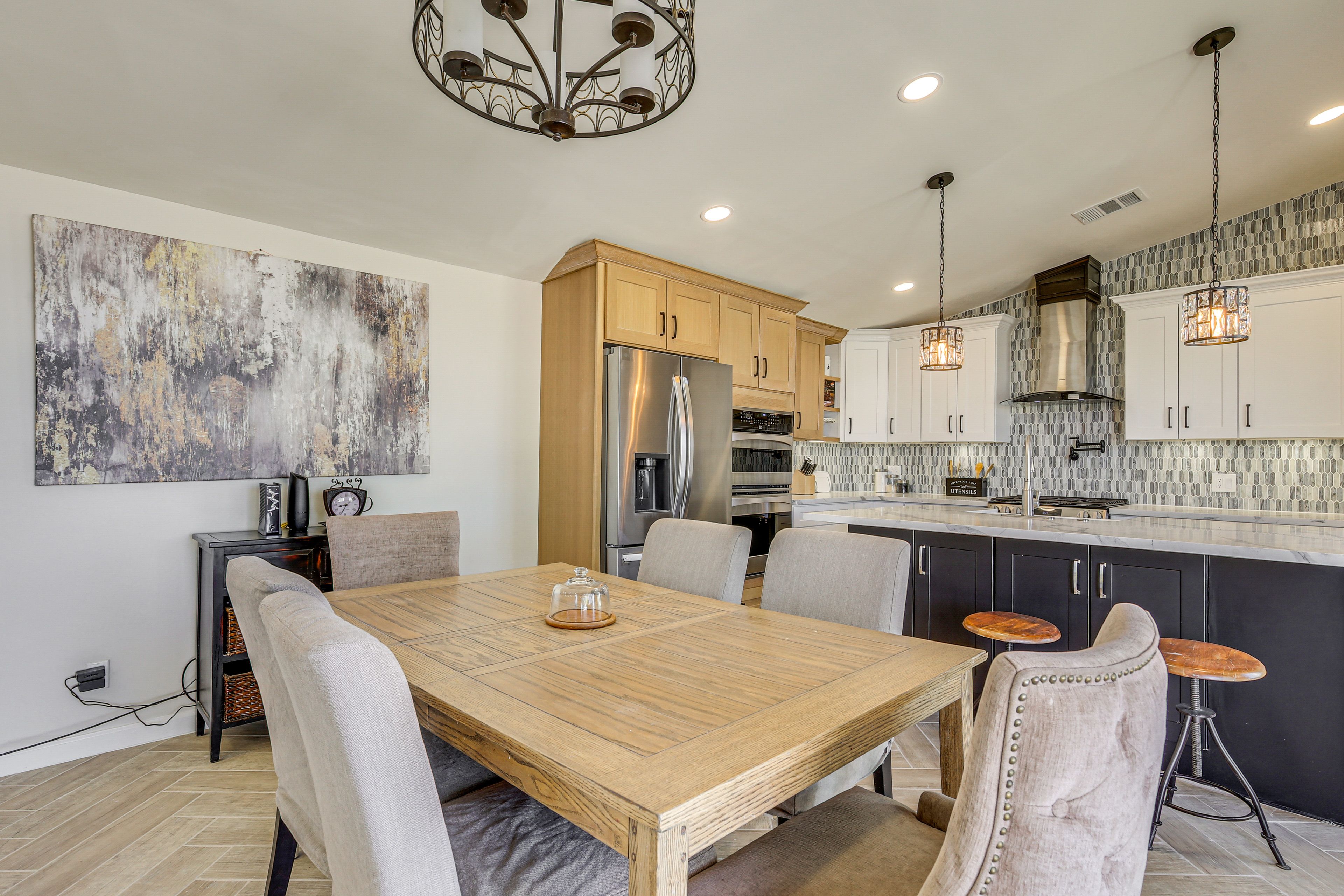 Dining Area | Dishware & Flatware