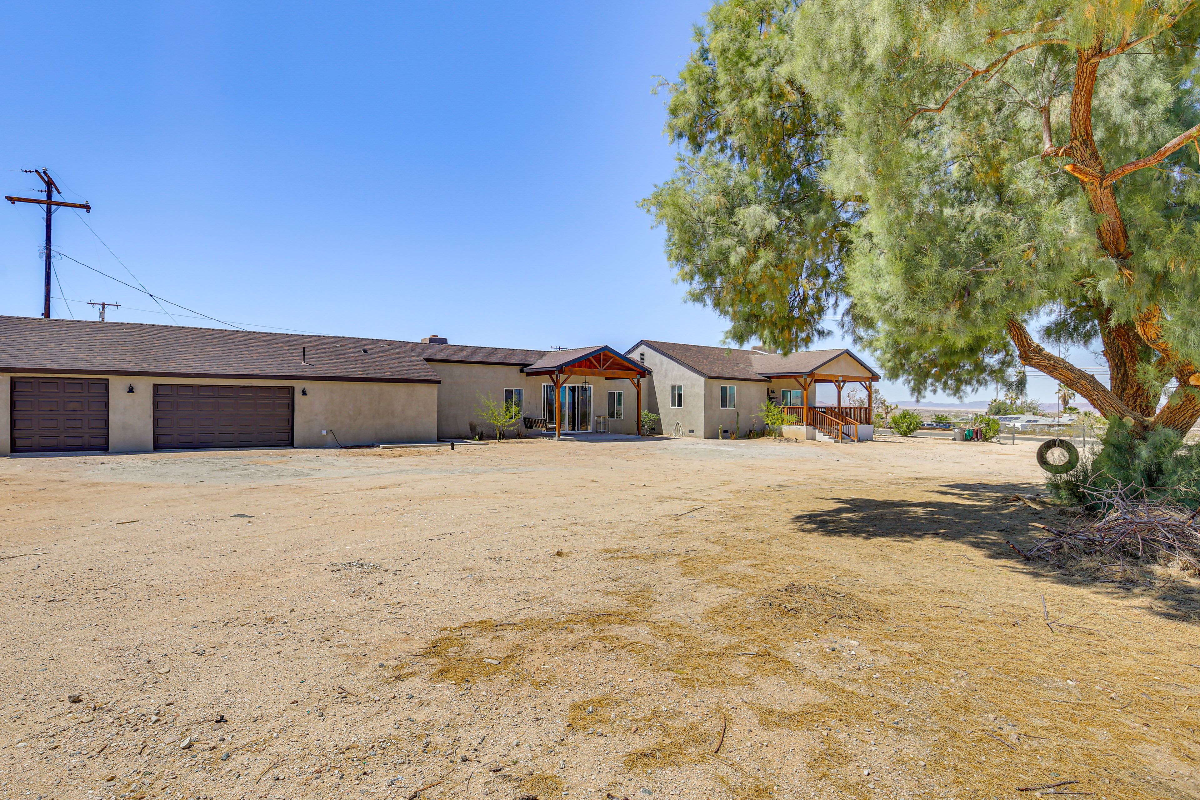 Parking | Spacious Open Lot