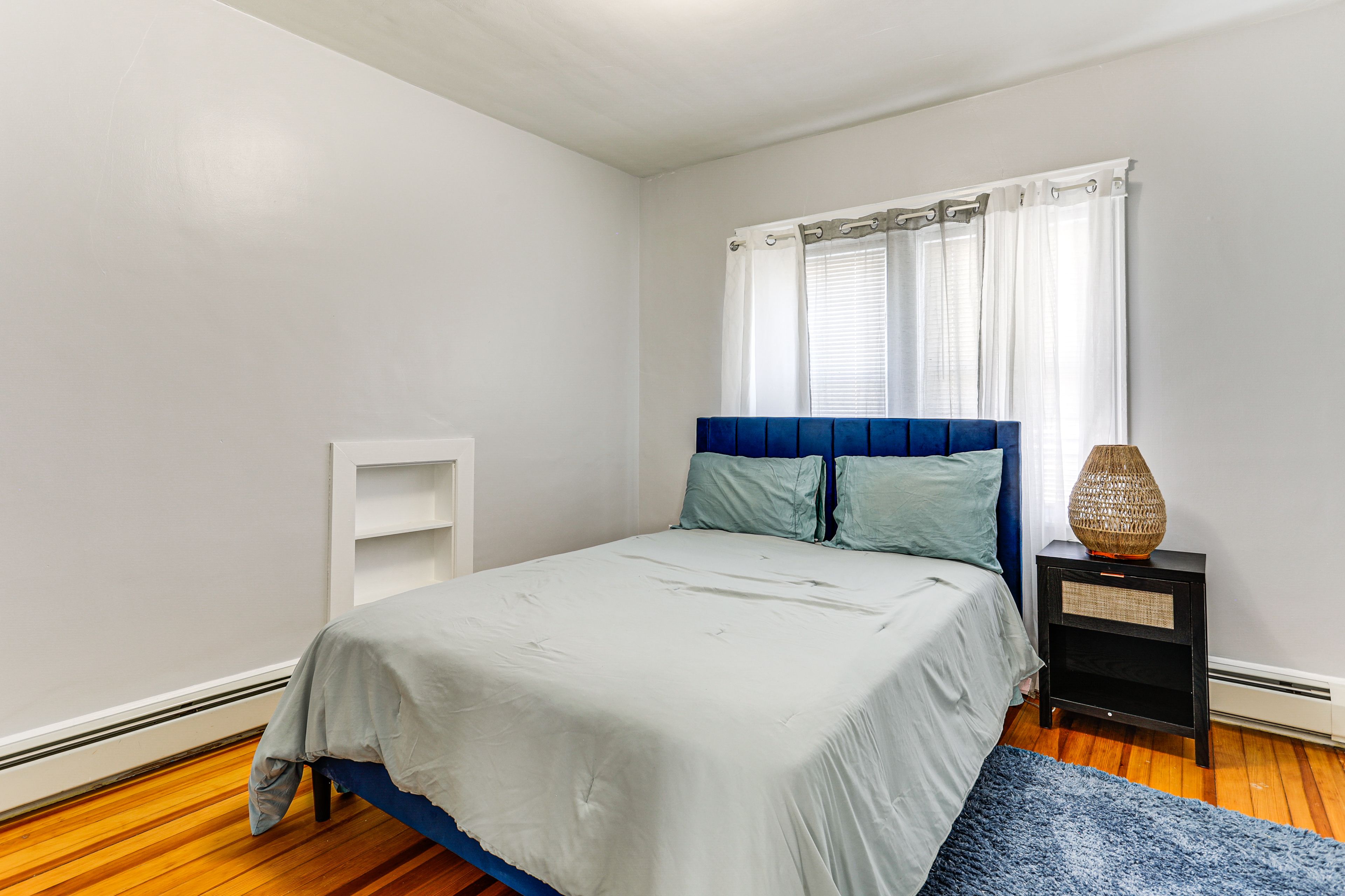 Bedroom 1 | Queen Bed | Linens Provided