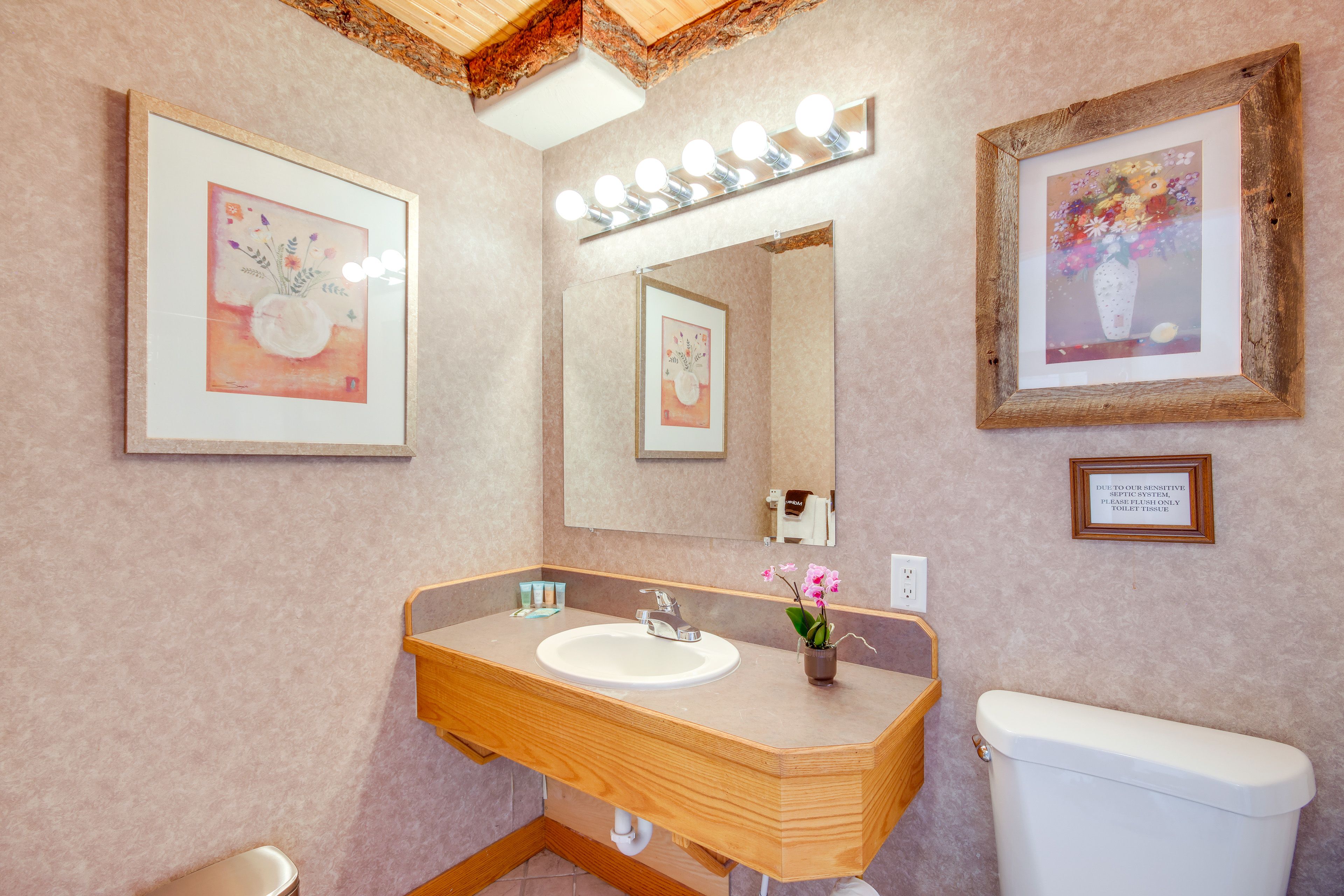 En-Suite Bathroom
